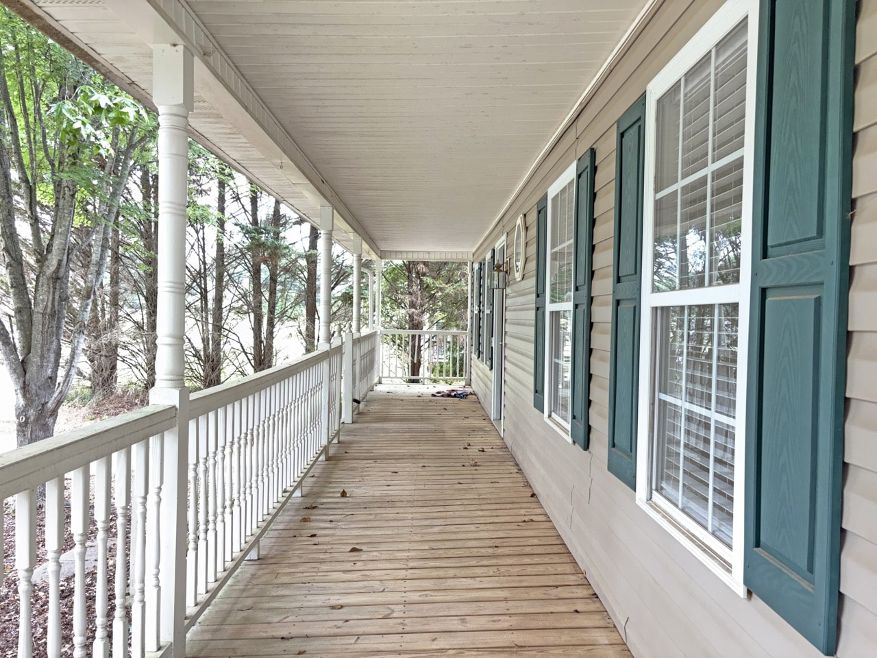 RENT READY SUBTO in Dallas GA 🔥🔥 w POOL ⛱️ NO PMT TIL AUGUST 🚨 NO HOA or Rental Restrictions 😍 NO Pre-approval or Credit Check 🚫 - photo 8