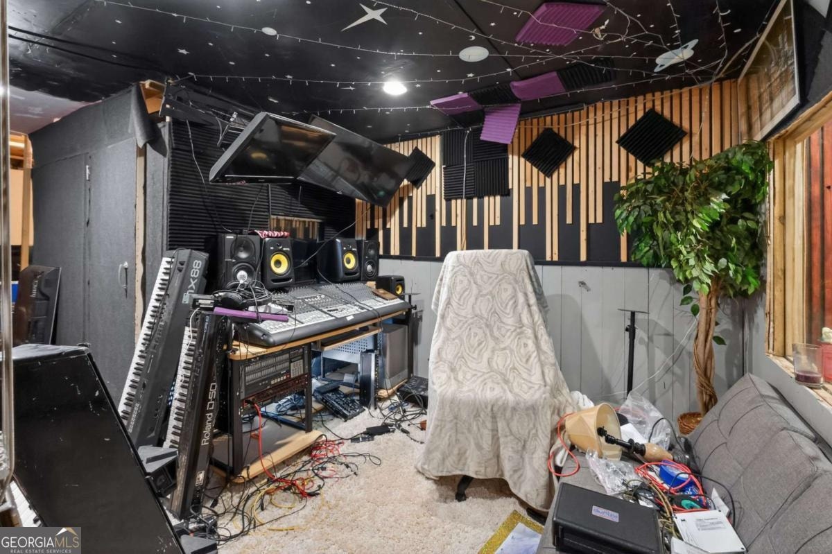 MCDONOUGH GA SUBTO ‼️ Airbnb Cash Cow 💸 No Repairs Needed 💪 Includes Unfinished Basement 👍 NO Pre-Approval or Credit Check 🚫 - photo 10