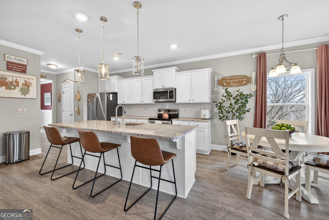 SUBTO in Covington GA 🔥🔥 5.75% Locked In Rate 📉 Master on Main + Basement 🏠 Bonus Room + Media Room + Fireplace 🎬 NO Pre-approval or Credit Check 🚫 - photo 3