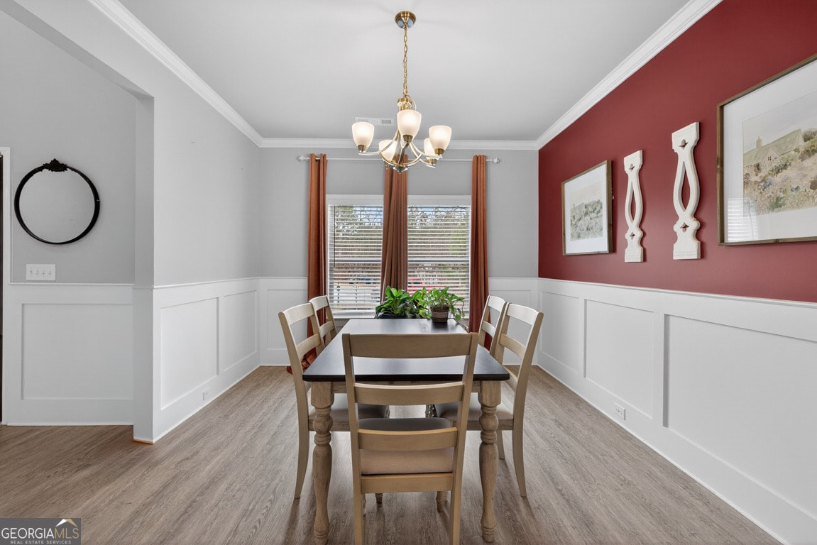 SUBTO in Covington GA 🔥🔥 5.75% Locked In Rate 📉 Master on Main + Basement 🏠 Bonus Room + Media Room + Fireplace 🎬 NO Pre-approval or Credit Check 🚫 - photo 10