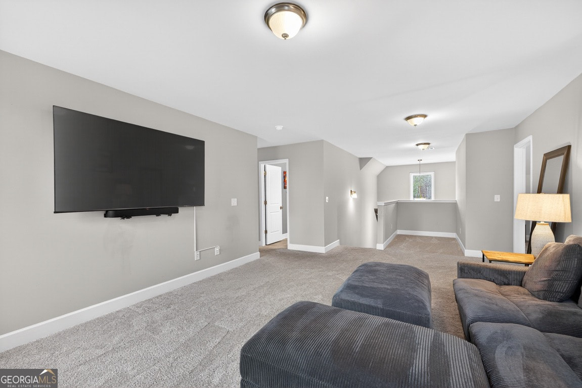 SUBTO in Covington GA 🔥🔥 5.75% Locked In Rate 📉 Master on Main + Basement 🏠 Bonus Room + Media Room + Fireplace 🎬 NO Pre-approval or Credit Check 🚫 - photo 39
