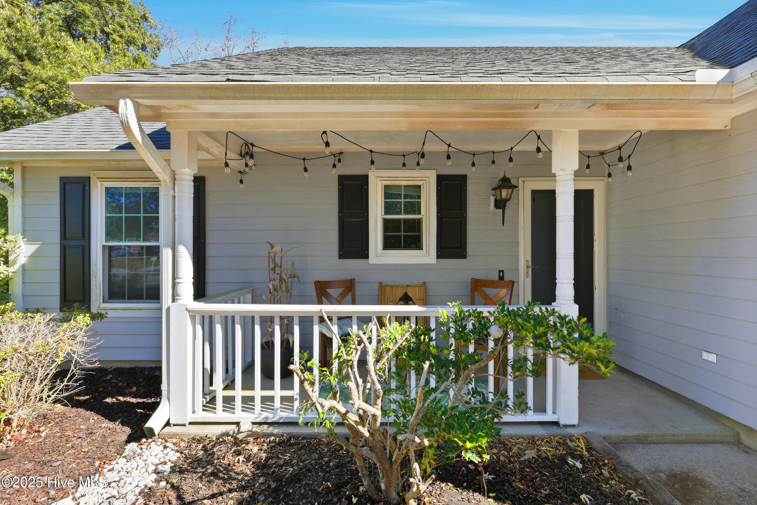 😍 BEAUTIFUL SUBTO 😍 in WILMINGTON NC 📍 Near CAROLINA BEACH 🏖️ VACATION STYLE HOME, TURNKEY 🔑 No Credit Check Needed!! 🚫 NO PMT TIL AUGUST 💪 - photo 28