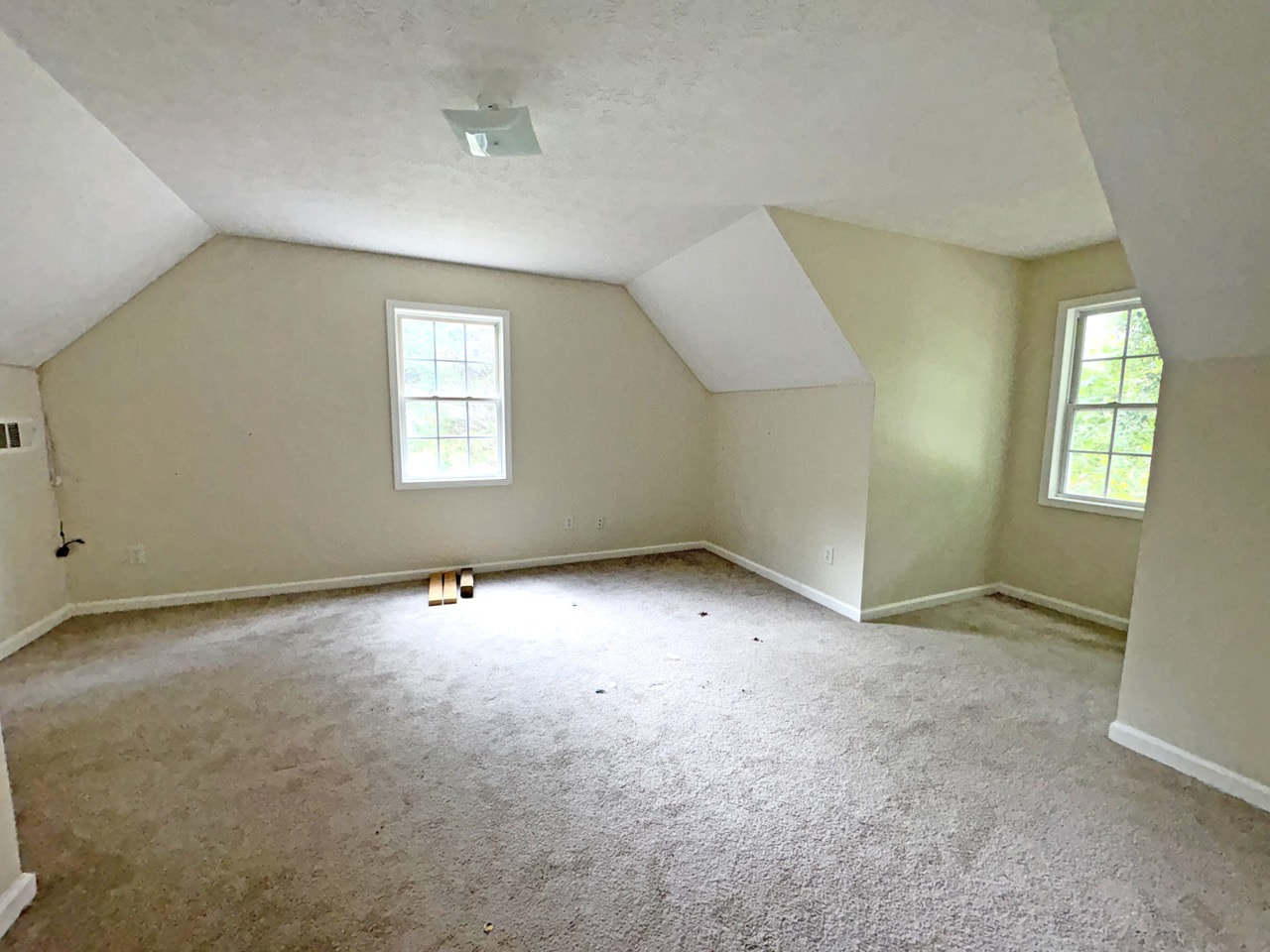 RENT READY SUBTO in Dallas GA 🔥🔥 w POOL ⛱️ NO PMT TIL AUGUST 🚨 NO HOA or Rental Restrictions 😍 NO Pre-approval or Credit Check 🚫 - photo 23