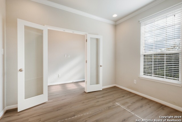 SUBTO in San Antonio TX 78250 ๐ฅ๐ฅ NO PMT TIL SEPTEMBER ๐ช Smart Home on Cul-de-Sac ๐ Media Room + Covered Patio ๐ฌ NO Pre-approval or Credit Check ๐ซ - photo 12