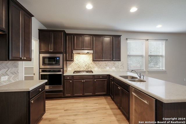 SUBTO in San Antonio TX 78250 ๐ฅ๐ฅ NO PMT TIL SEPTEMBER ๐ช Smart Home on Cul-de-Sac ๐ Media Room + Covered Patio ๐ฌ NO Pre-approval or Credit Check ๐ซ - photo 13