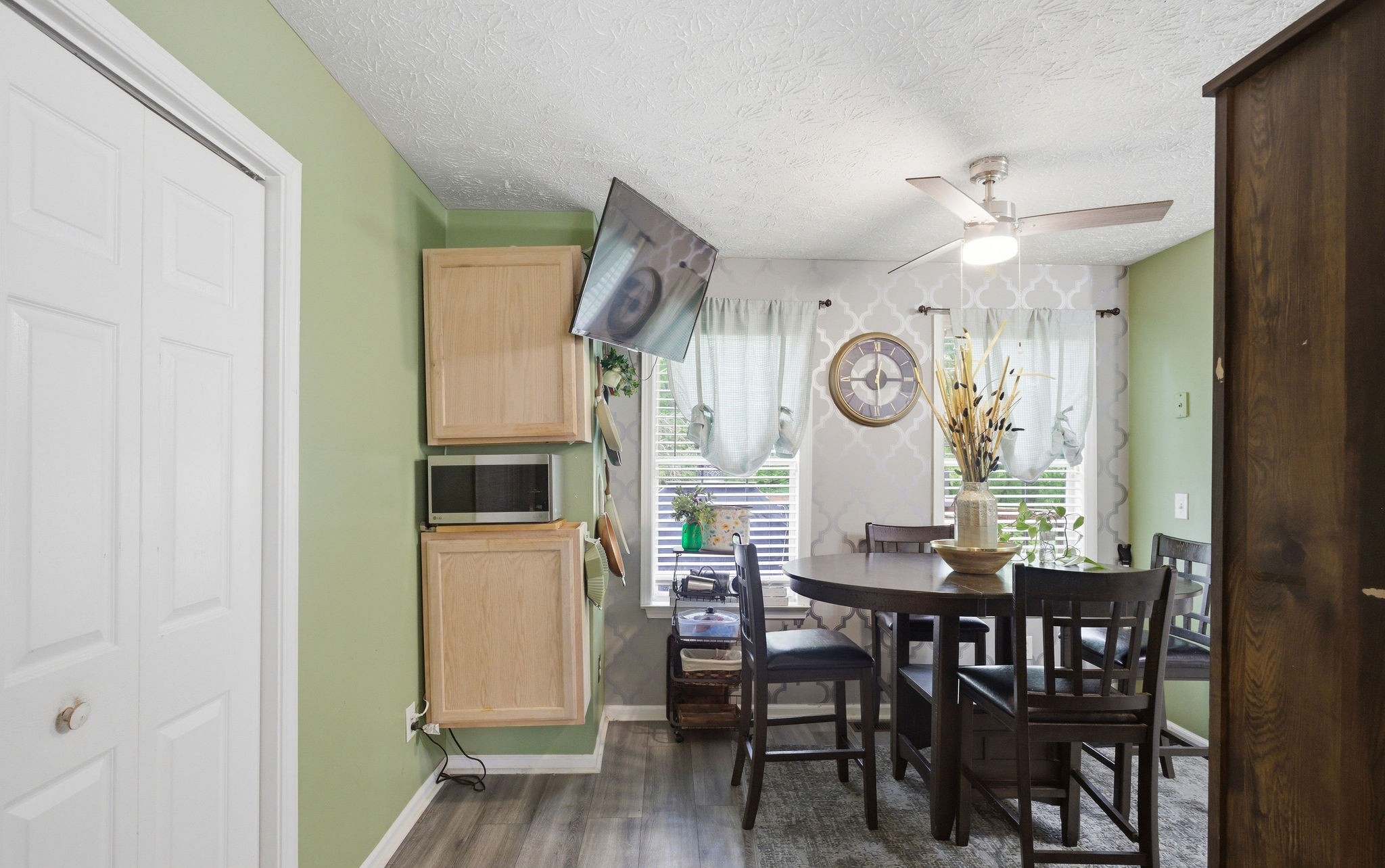 ๐ก Subto Deal in Dallas GA โก Up to $5,583/mo on Airbnb ๐ Split-Level + Bonus Room ๐๏ธ ~6% Down ๐ค NO Pre-approval โ
- photo 8