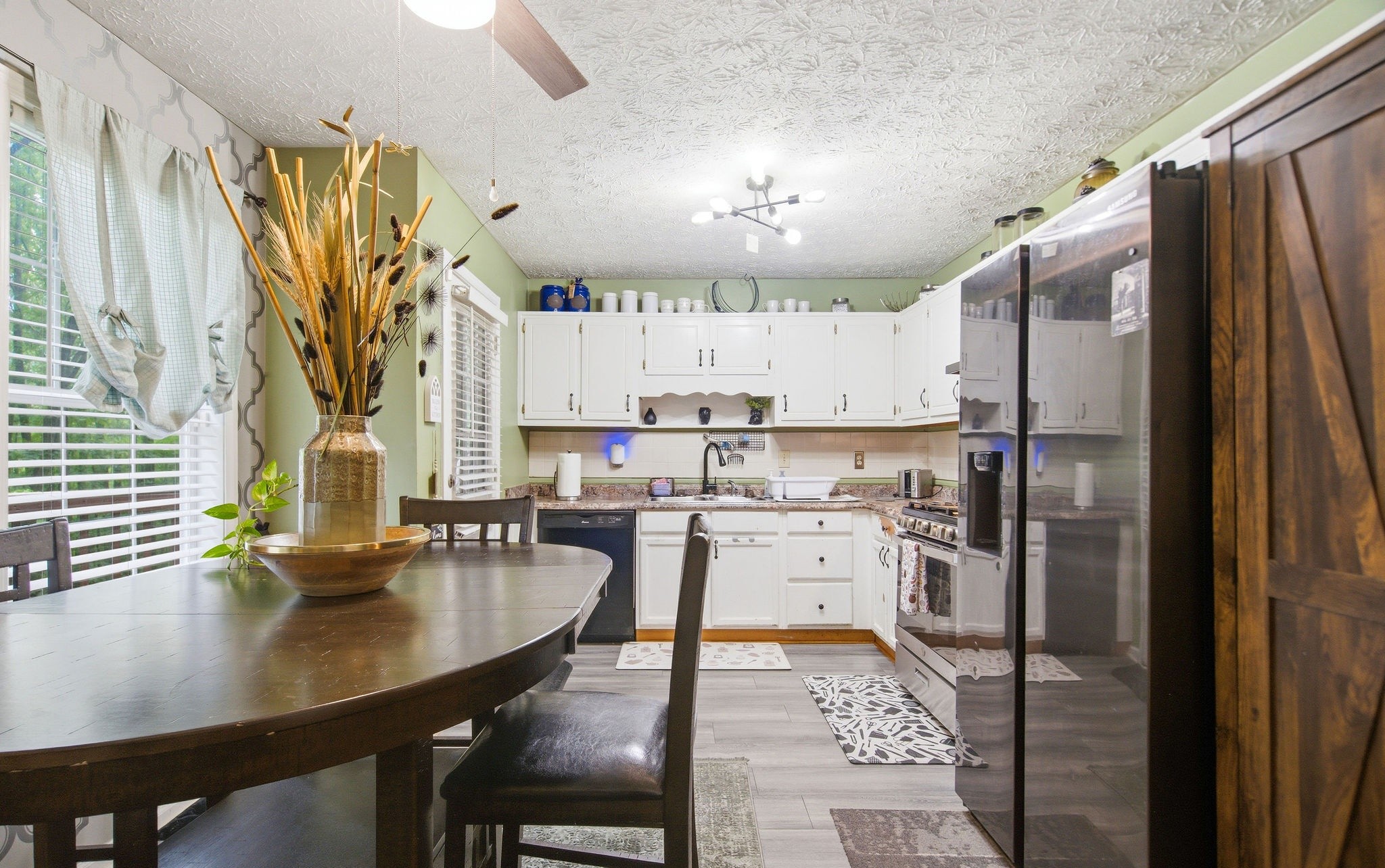 ๐ก Subto Deal in Dallas GA โก Up to $5,583/mo on Airbnb ๐ Split-Level + Bonus Room ๐๏ธ ~6% Down ๐ค NO Pre-approval โ
- photo 4