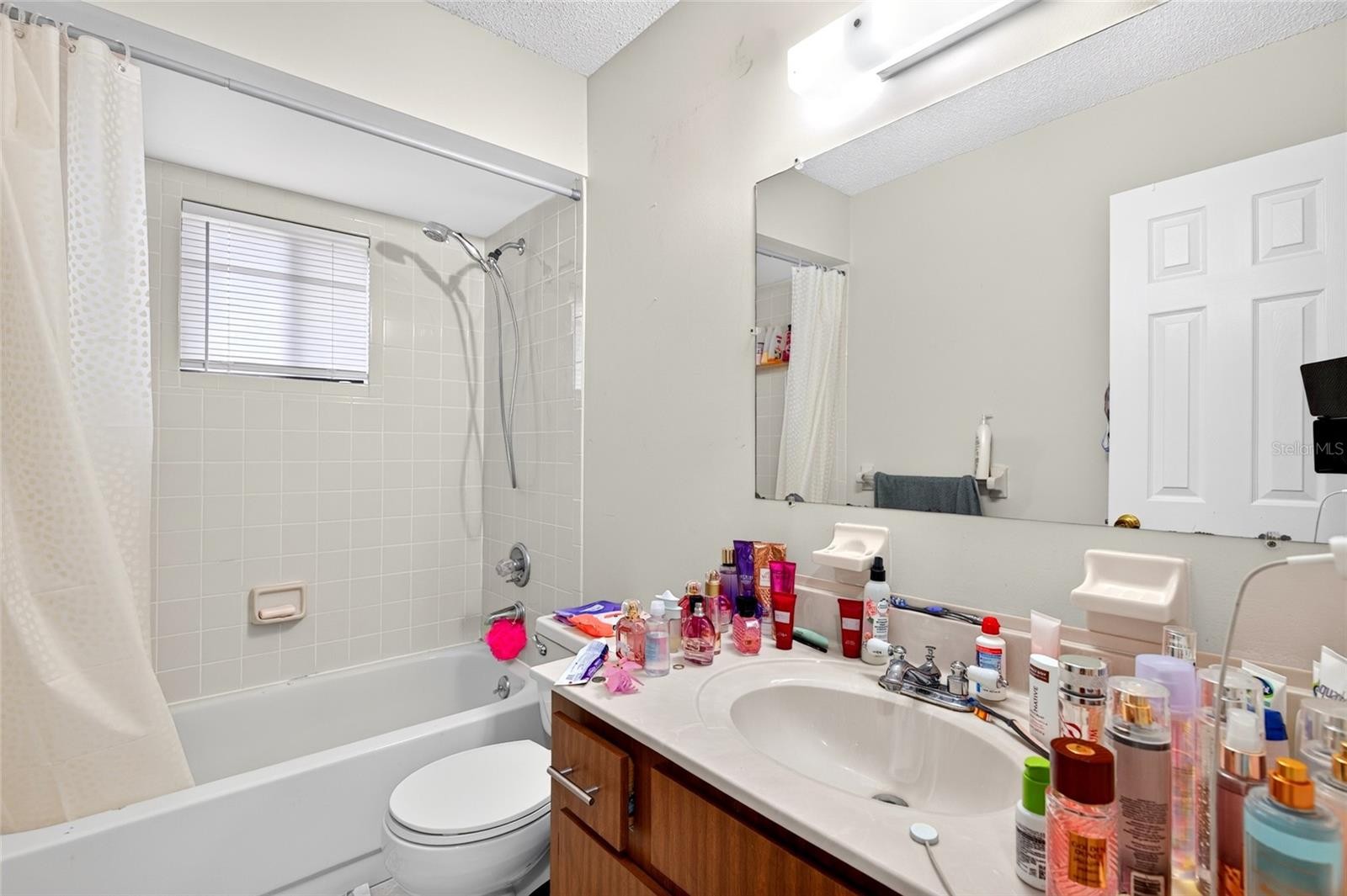 ๐ด 55+ Subto Deal in Ocala FL ๐ด Block 2/2 with Screened Lanai ๐
Pool + Clubhouse ๐ Only 10% Down ๐๏ธ NO Pre-approval or Credit Check ๐
- photo 15