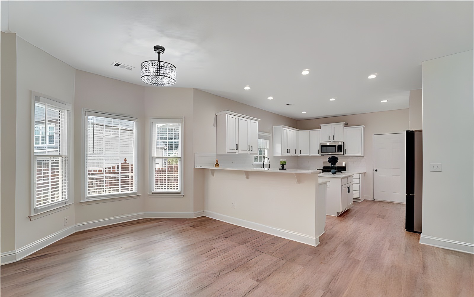 ๐งฑ 5 Bed Brick Subto in Powder Springs GA ๐ฐ 3,581 Sqft ๐งณ Mid Term + Co-Living Play ๐ฏ Only 6% Down ๐งญ NO Pre-approval or Credit Check ๐ณ - photo 4