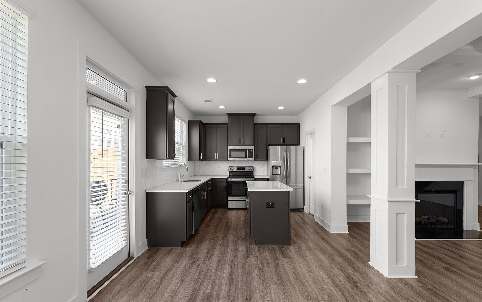 ๐ 2022 Townhome Subto Fairburn GA ๐๏ธ NO Payment Until November ๐ต Only 8% Down ๐งณ MTR Up to $3,500/mo ๐ซ NO Pre-approval or Credit Check - photo 7