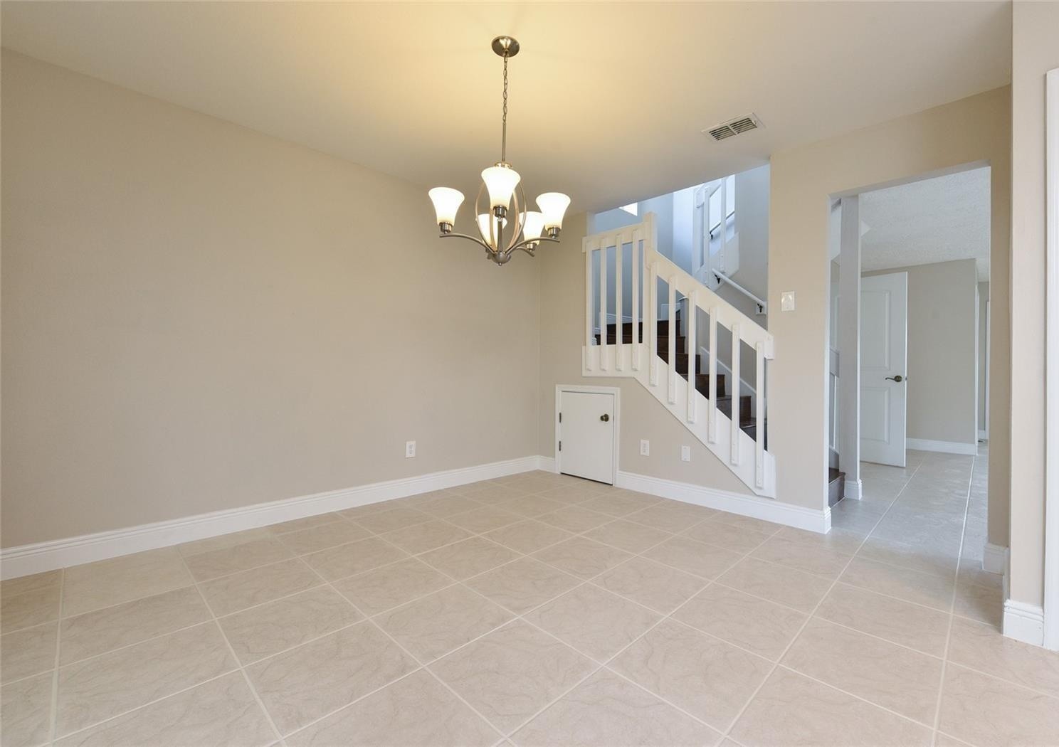 ๐
Pond View 3 Bed Subto in Orlando FL ๐ Minutes to UCF ๐งณ MTR Up to $4,400/mo ๐ฐ Only 9% Down โ NO Pre-approval or Credit Check - photo 4