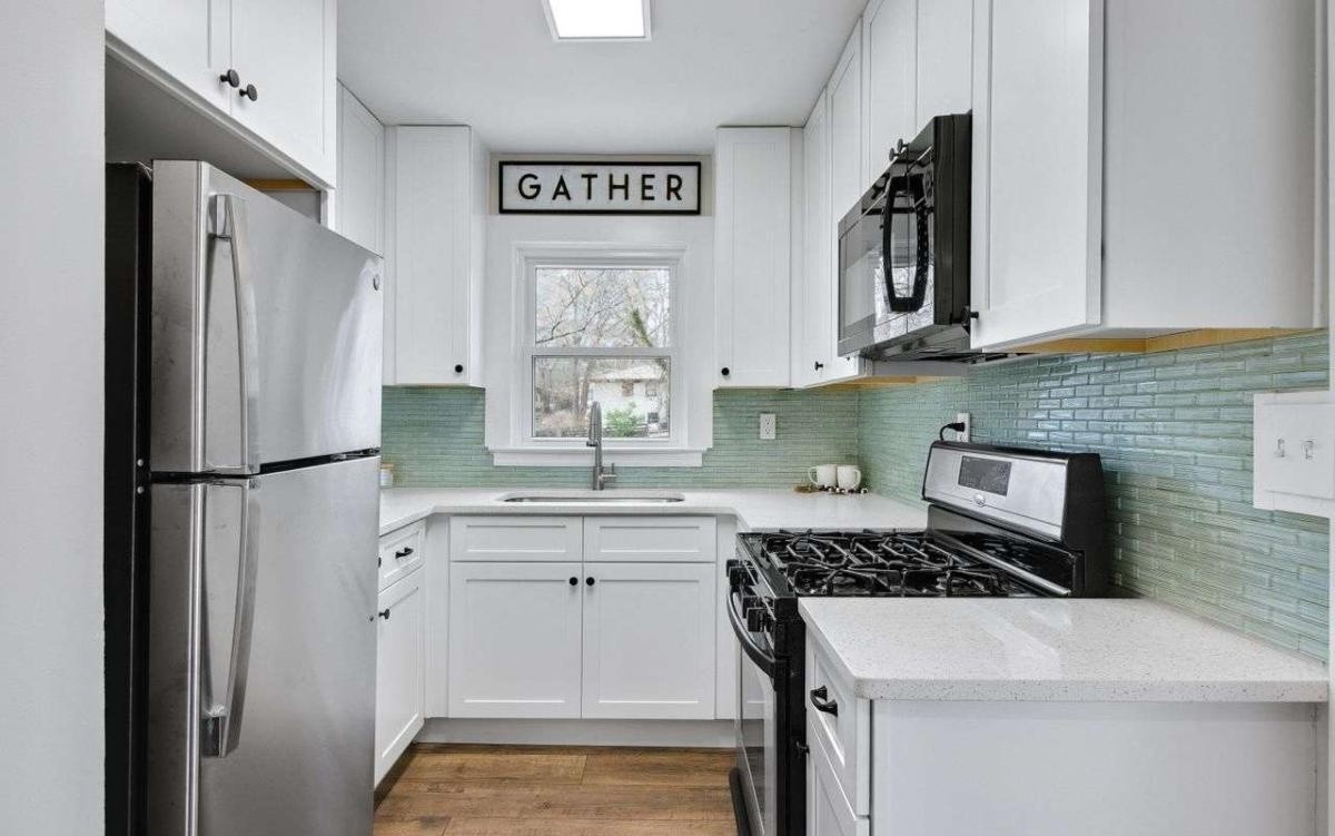 ๐๏ธ 3 Bed Subto in Atlanta GA ๐๏ธ Minutes to Downtown ๐๏ธ Airbnb Up to $3,500/mo ๐ฒ Only 7% Down ๐
NO HOA โ NO Pre-approval or Credit Check - photo 2