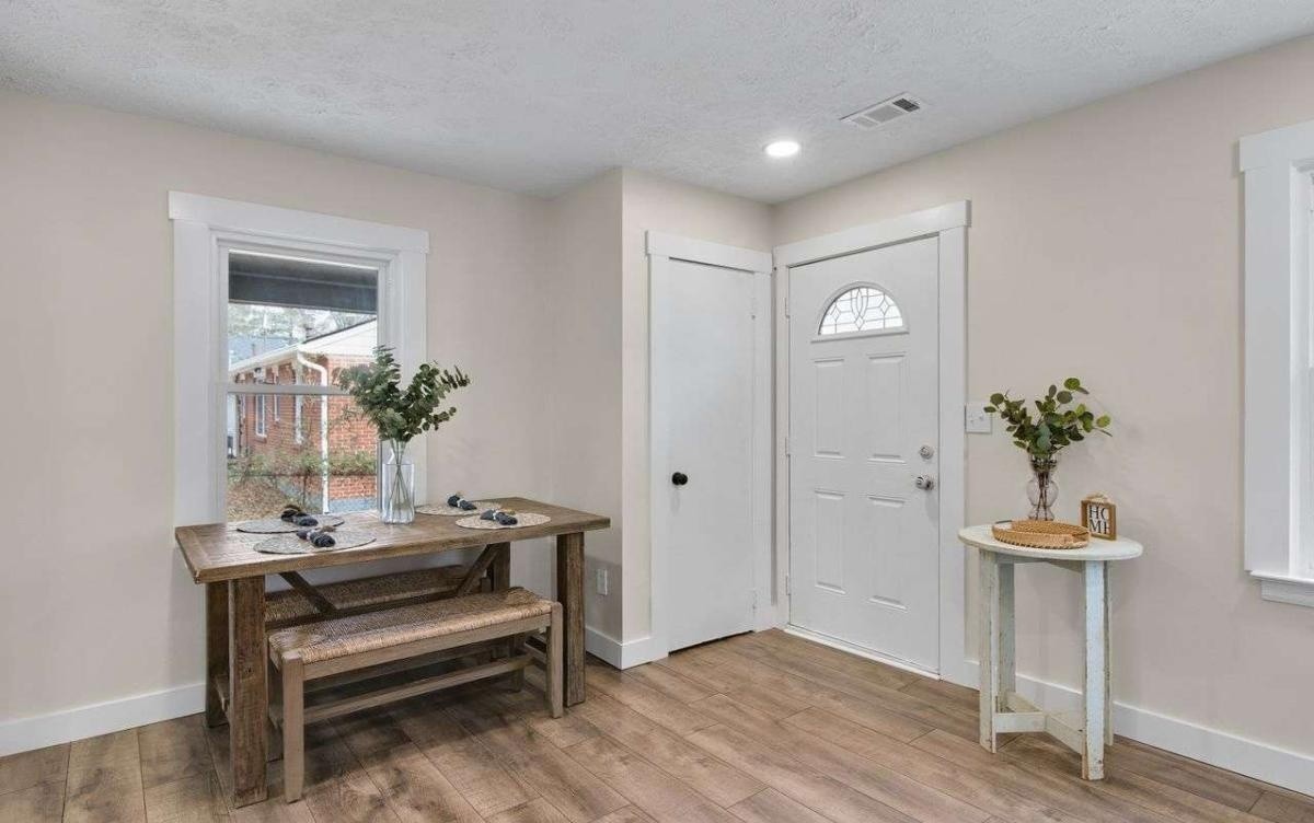 ๐๏ธ 3 Bed Subto in Atlanta GA ๐๏ธ Minutes to Downtown ๐๏ธ Airbnb Up to $3,500/mo ๐ฒ Only 7% Down ๐
NO HOA โ NO Pre-approval or Credit Check - photo 9