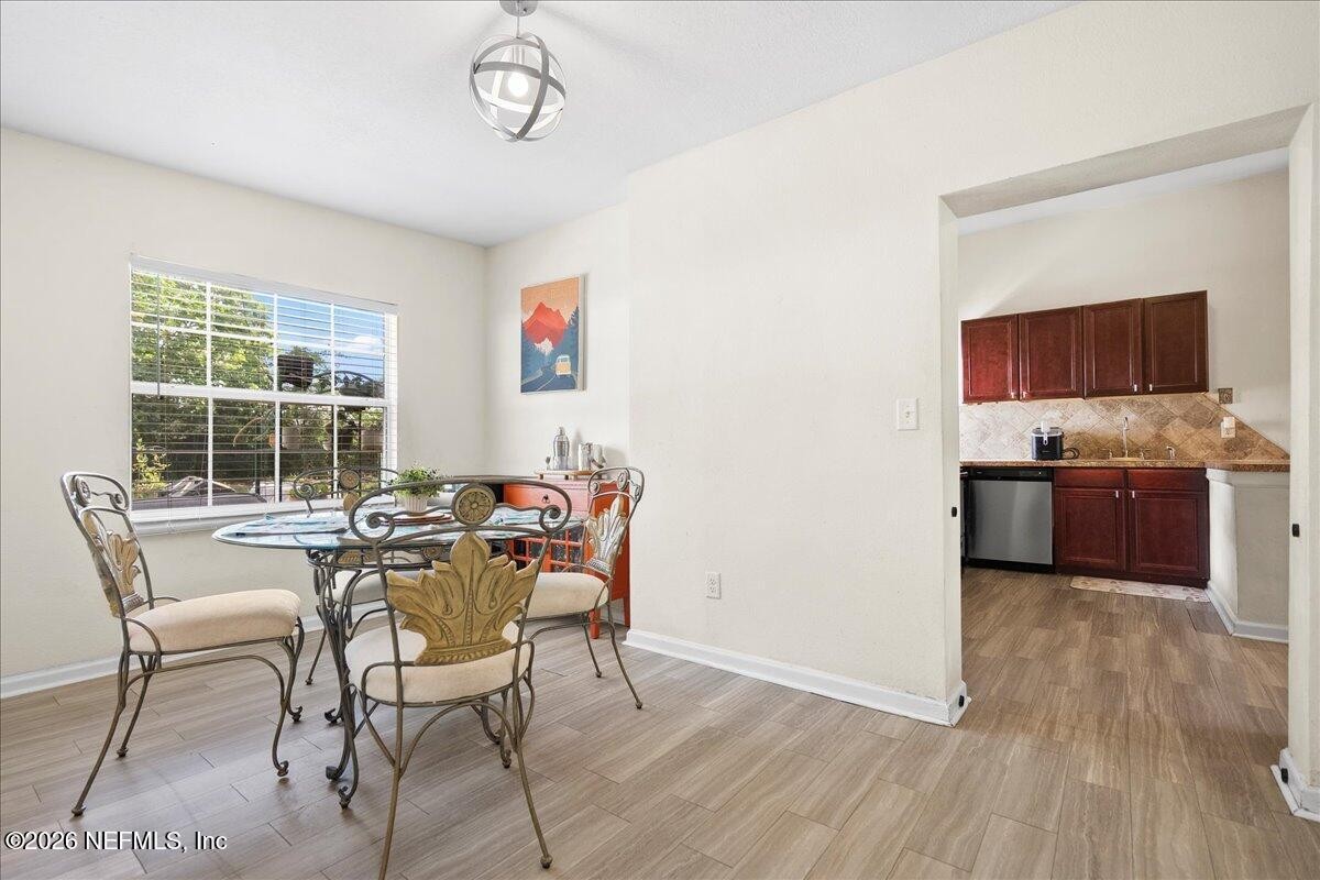๐ Vacant + NO HOA! 2 Bed Subto in Jacksonville FL ๐๏ธ Section 8 $2,090/mo ๐ด Near Town Center ๐ช Only 9% Down ๐ NO Pre-approval - photo 11