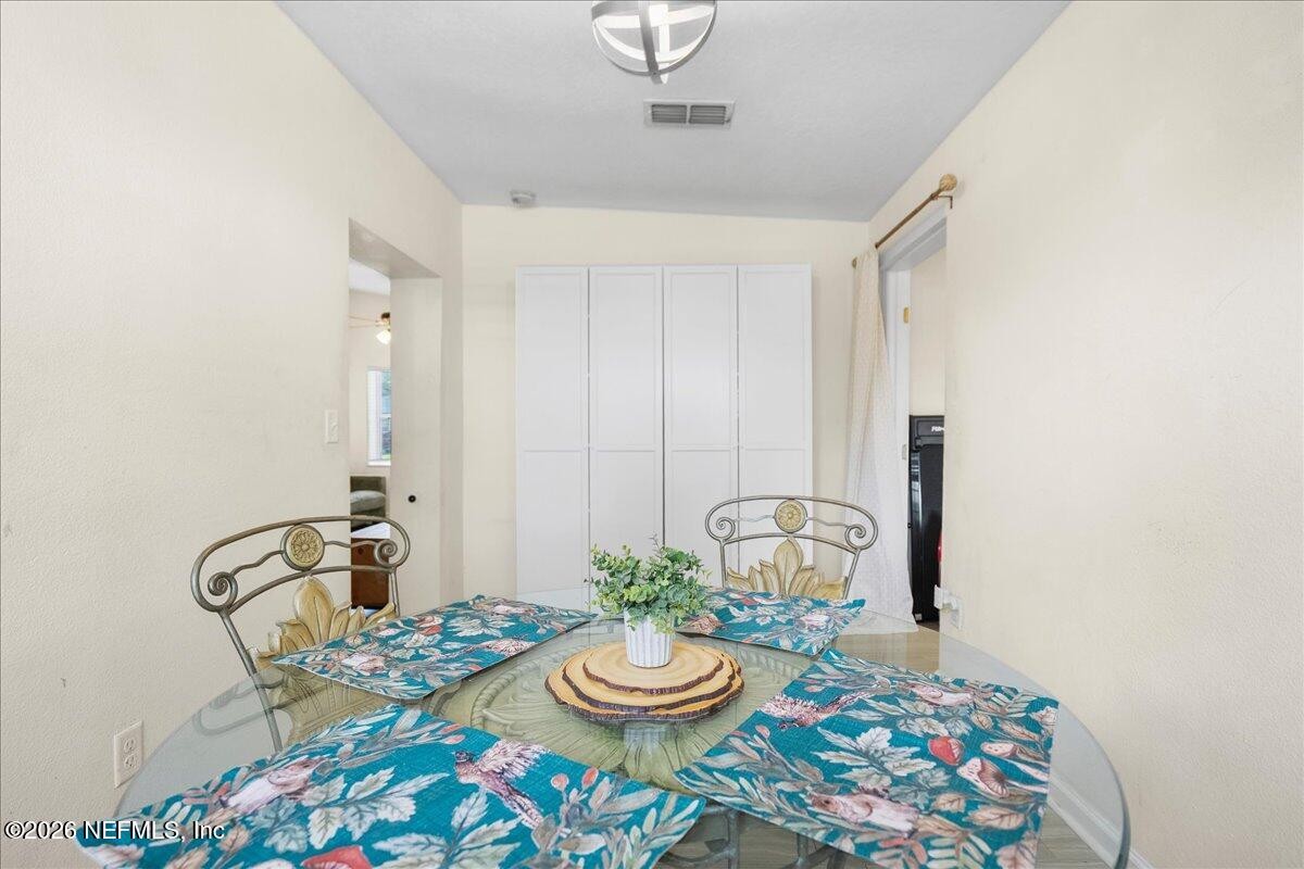 ๐ Vacant + NO HOA! 2 Bed Subto in Jacksonville FL ๐๏ธ Section 8 $2,090/mo ๐ด Near Town Center ๐ช Only 9% Down ๐ NO Pre-approval - photo 12