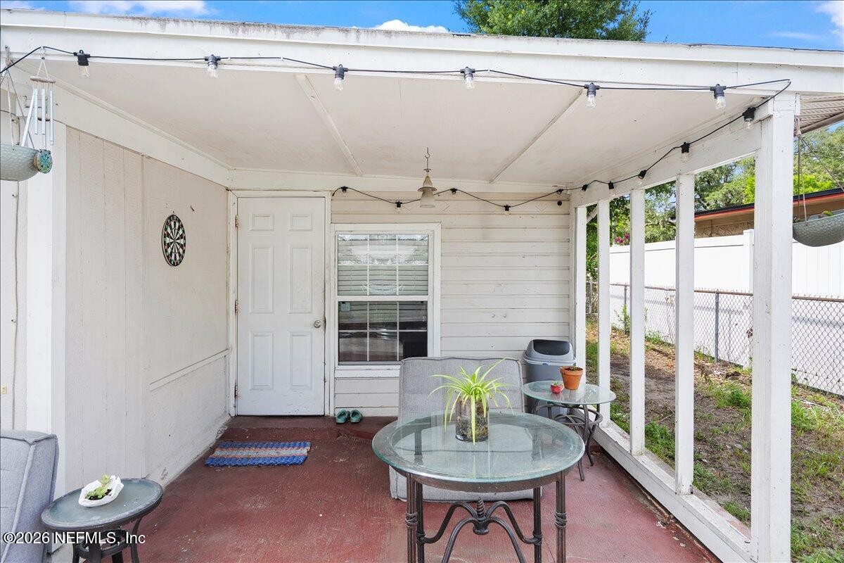 ๐ Vacant + NO HOA! 2 Bed Subto in Jacksonville FL ๐๏ธ Section 8 $2,090/mo ๐ด Near Town Center ๐ช Only 9% Down ๐ NO Pre-approval - photo 18