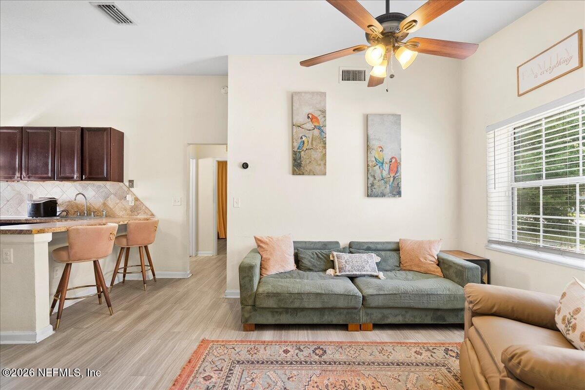 ๐ Vacant + NO HOA! 2 Bed Subto in Jacksonville FL ๐๏ธ Section 8 $2,090/mo ๐ด Near Town Center ๐ช Only 9% Down ๐ NO Pre-approval - photo 6