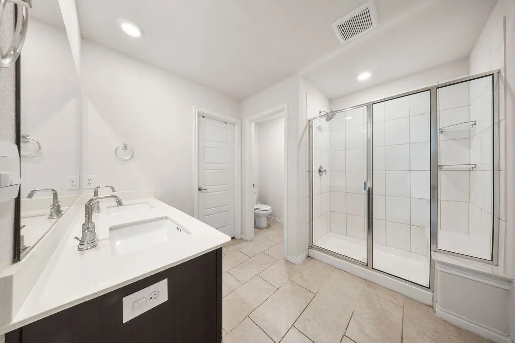 ๐ค McKinney TX Subto at 5.75% ๐ 2024 Build, 3 Bed ๐ผ MTR Up to $4,500/mo ๐ Only 9% Down ๐ฆ NO Pre-approval or Credit Check - photo 15