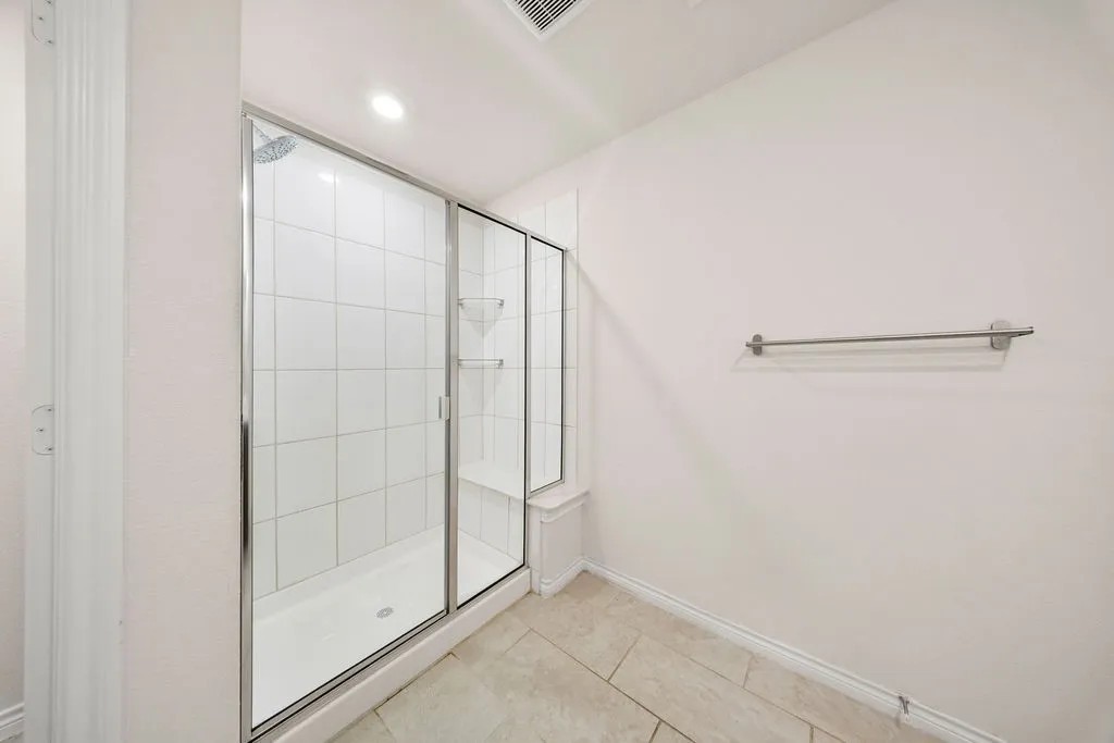 ๐ค McKinney TX Subto at 5.75% ๐ 2024 Build, 3 Bed ๐ผ MTR Up to $4,500/mo ๐ Only 9% Down ๐ฆ NO Pre-approval or Credit Check - photo 17