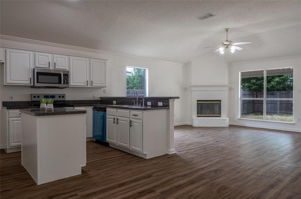 NO Payment Until Jan 2027 ๐๏ธ Fort Worth TX Subto ๐ 4 Bed Off Chisholm Trail ๐ฃ๏ธ Rent by the Room ๐ช Only 8% Down ๐ NO Pre-approval - photo 10
