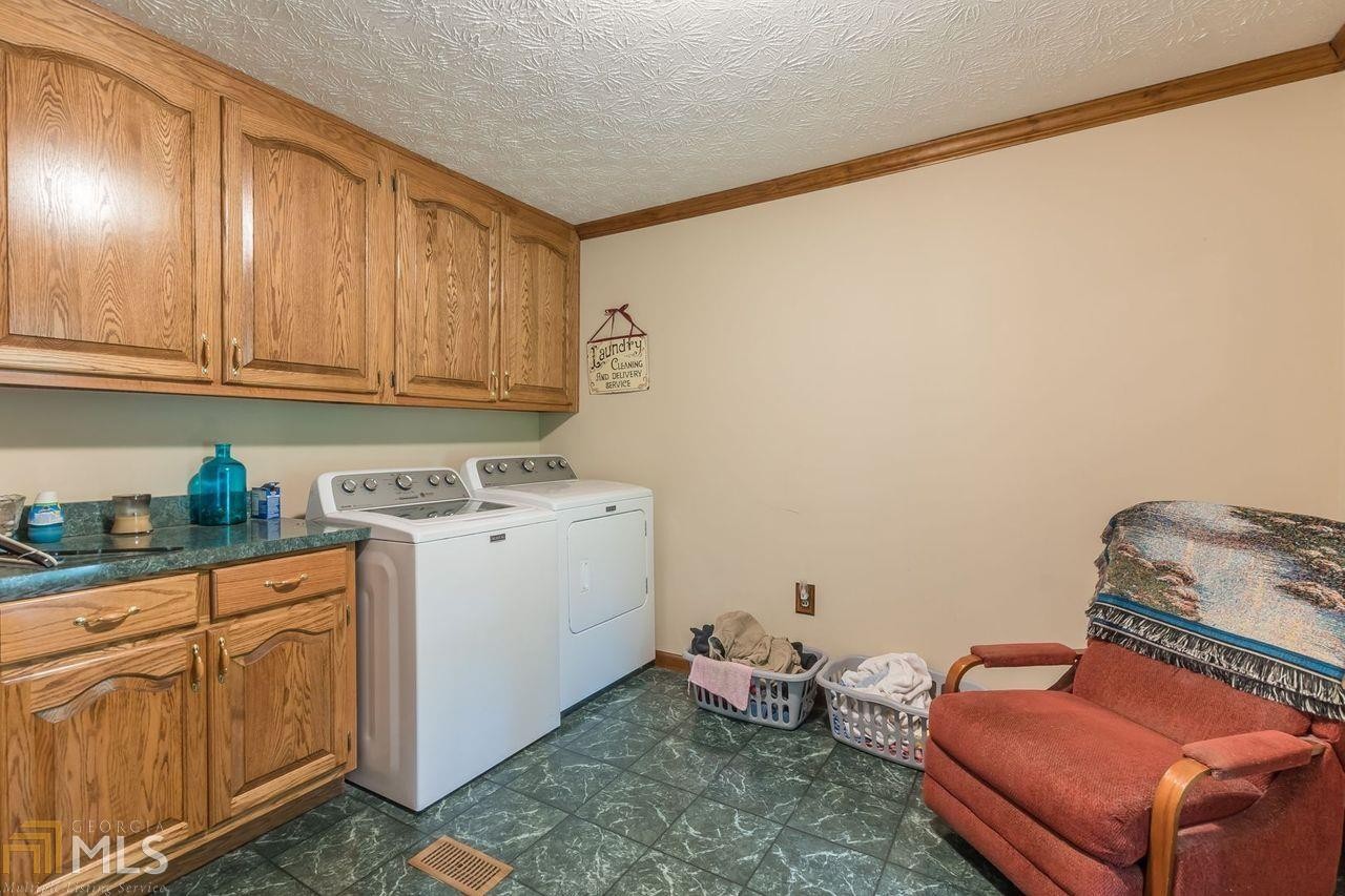 π 3.24% Locked In π Douglasville GA Subto π§Ύ NO HOA Dues ποΈ $25k down + CC π Rent by the Room β NO Pre-approval or Credit Check - photo 16