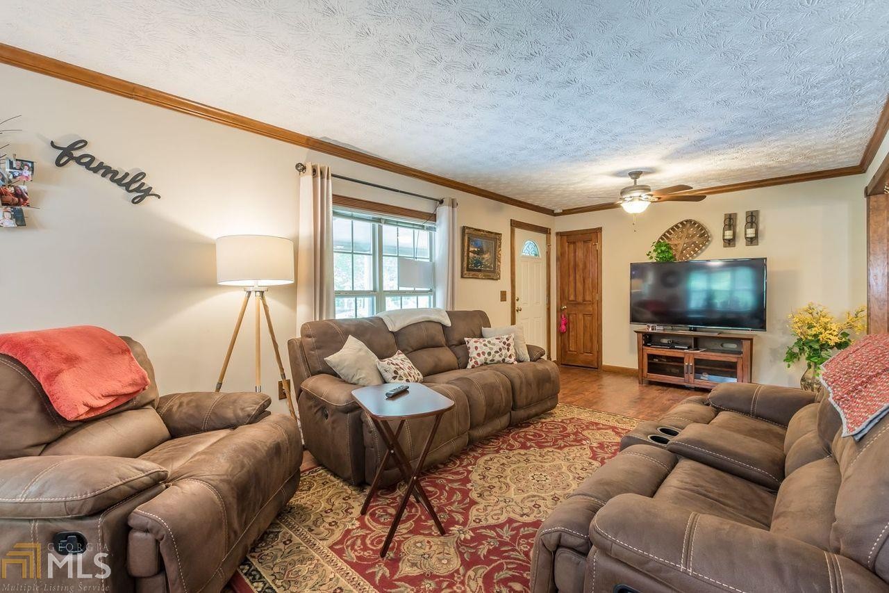 π 3.24% Locked In π Douglasville GA Subto π§Ύ NO HOA Dues ποΈ $25k down + CC π Rent by the Room β NO Pre-approval or Credit Check - photo 5