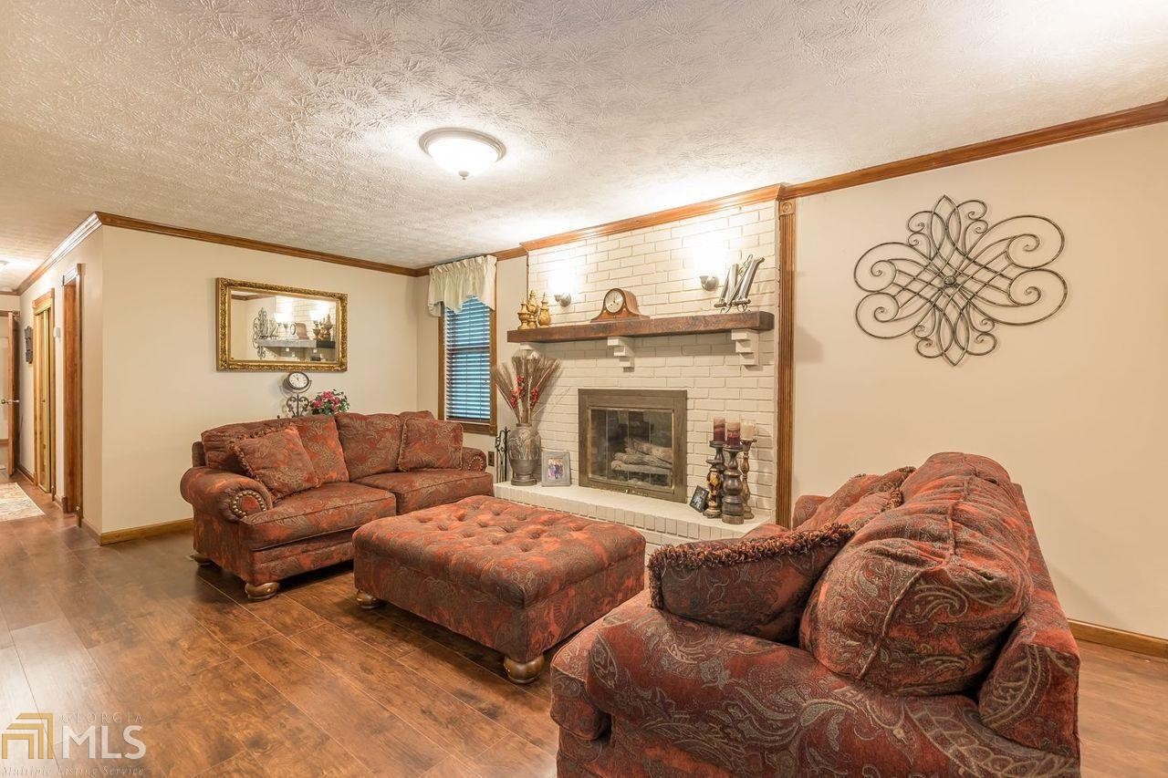 π 3.24% Locked In π Douglasville GA Subto π§Ύ NO HOA Dues ποΈ $25k down + CC π Rent by the Room β NO Pre-approval or Credit Check - photo 10