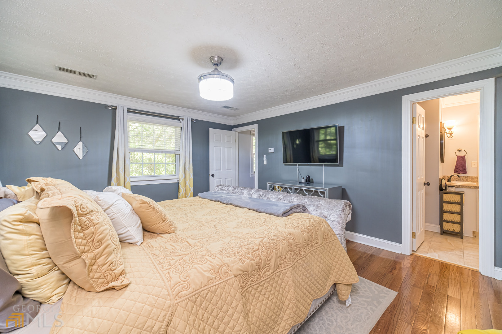 SUBTO in Snellville GA w $50k Equity š„š„ 5.78% Locked In Rate š Screened Porch + Fenced Backyard šæ Granite Kitchen + Gas Cooktop š³ NO Pre-approval or Credit Check š« - photo 34