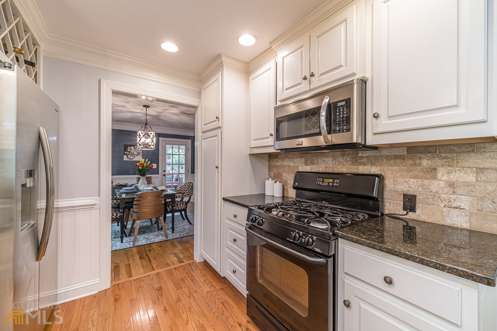 SUBTO in Snellville GA w $50k Equity š„š„ 5.78% Locked In Rate š Screened Porch + Fenced Backyard šæ Granite Kitchen + Gas Cooktop š³ NO Pre-approval or Credit Check š« - photo 24