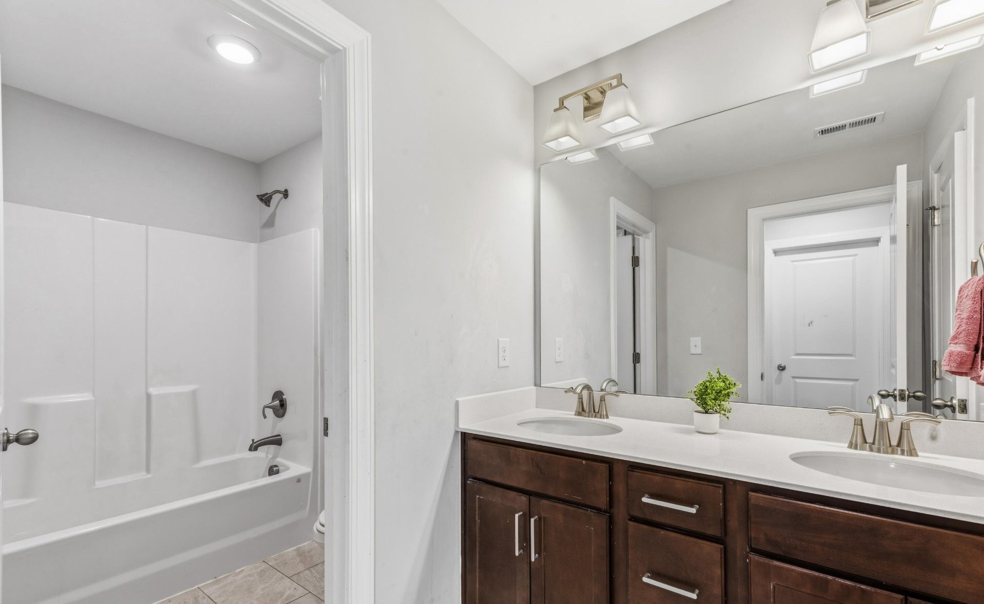 ๐ฅ๐ฅ SUBJECT-TO in Knightdale, NC ๐ฅ๐ฅ Brand New 4 Bed / 2.5 Bath ๐๏ธ Step Into 5.99% Financing ๐ Just $30k to Step In ๐ธ NO Bank, NO Pre-Approval ๐ - photo 8