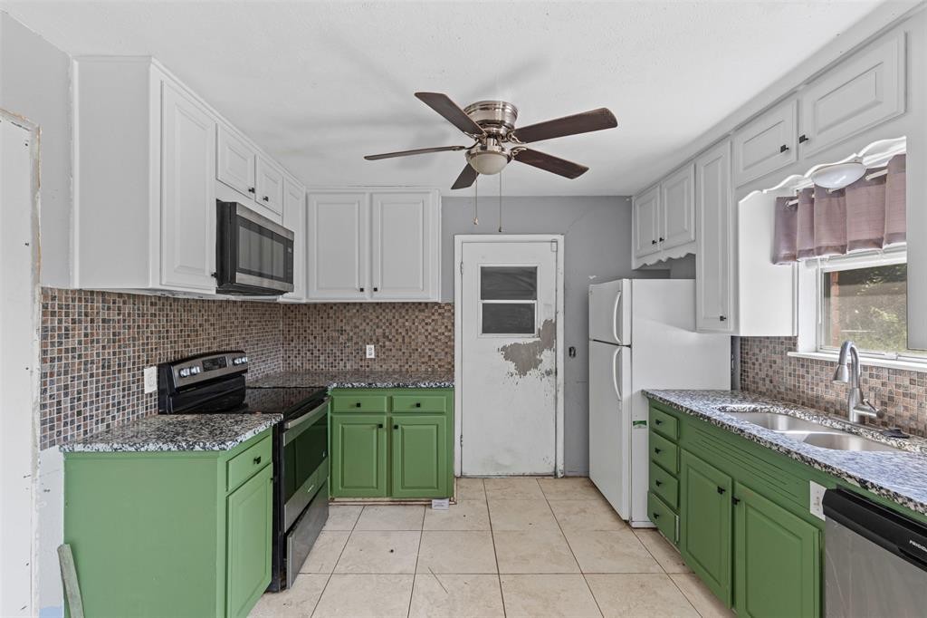 ๐ฅ Subject-To Deal in Richland Hills TX ๐ฅ๐ฅ Only 12.5K Down + CC to Step In ๐ต 3 Bed Brick Home in the Dallas / Fort Worth Metro ๐ NO Pre-approval or Credit Check ๐ซ - photo 3