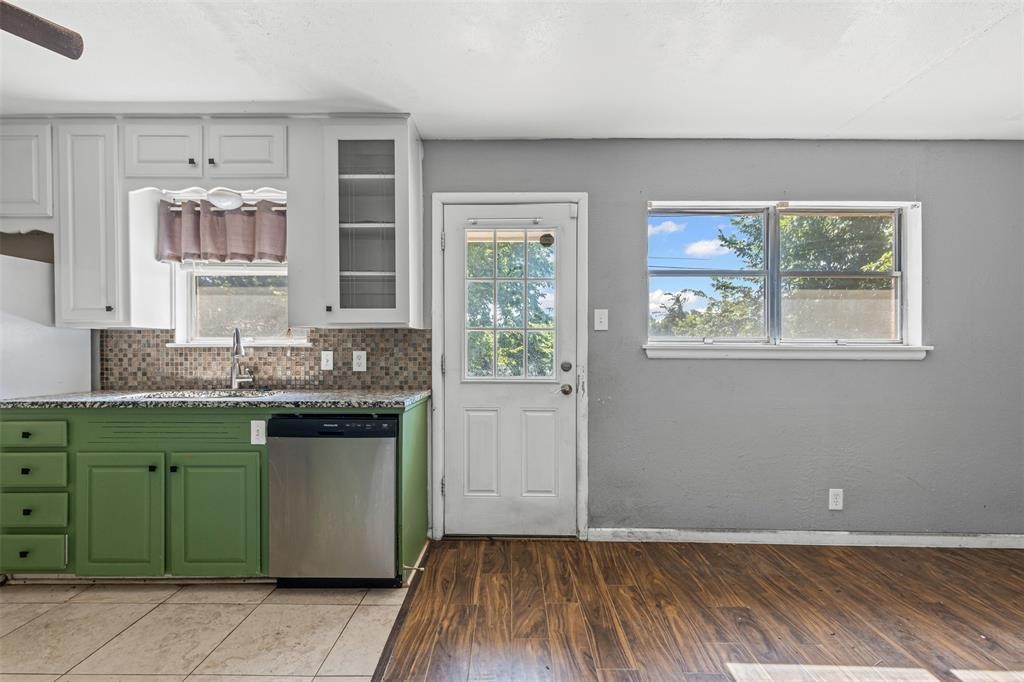 ๐ฅ Subject-To Deal in Richland Hills TX ๐ฅ๐ฅ Only 12.5K Down + CC to Step In ๐ต 3 Bed Brick Home in the Dallas / Fort Worth Metro ๐ NO Pre-approval or Credit Check ๐ซ - photo 11