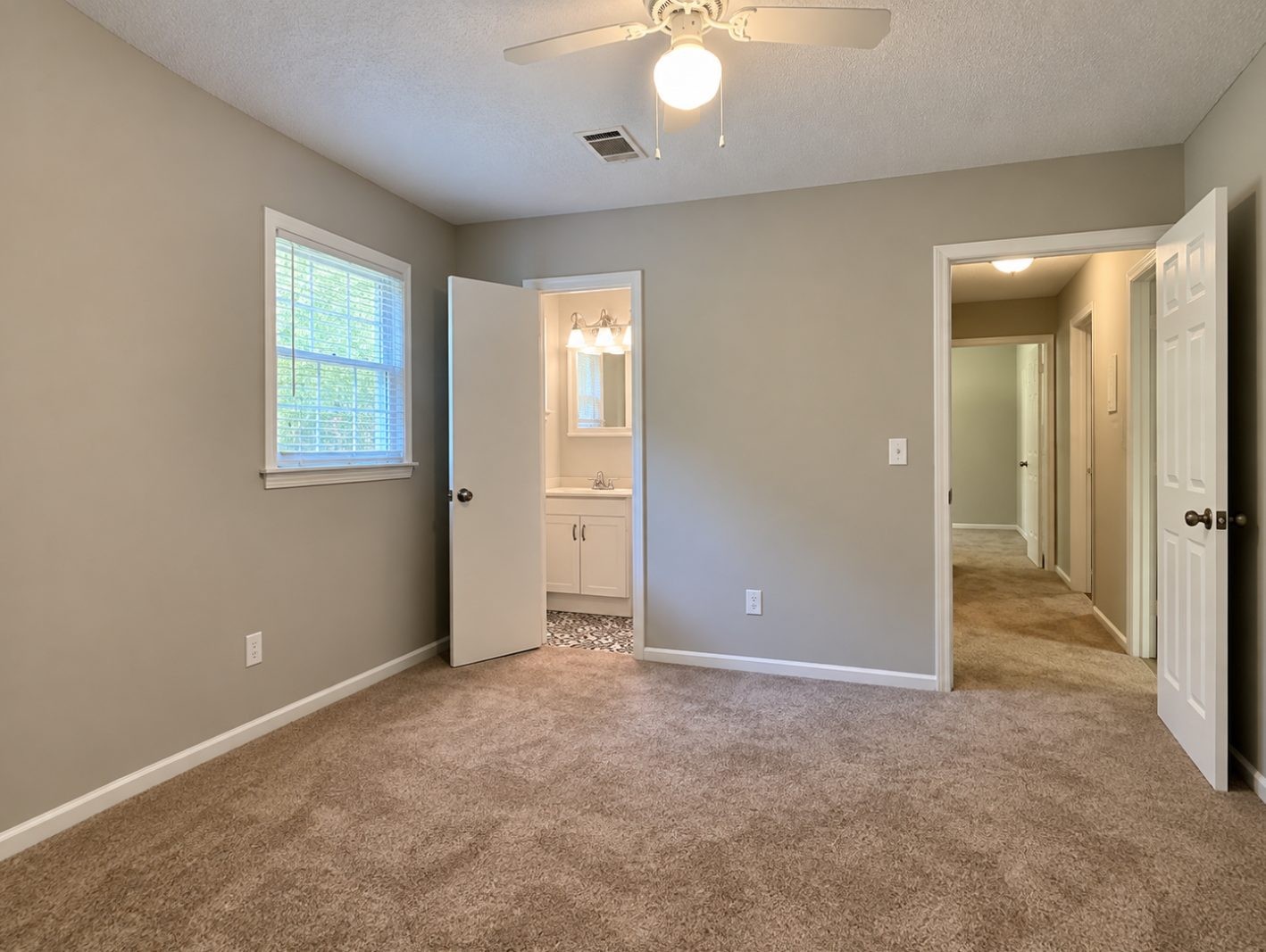 ๐ก SUBJECT-TO in Franklin, GA ๐ฅ๐ฅ 3 Bed / 1.5 Bath Remodeled Ranch ๐ No Bank, No New Loan ๐ซ NO HOA, NO Rental Restrictions ๐ต Only 2% Down - photo 9