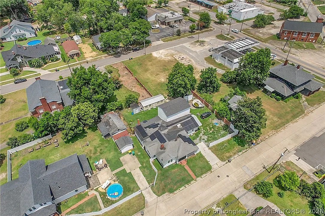 ๐ฅ Subject-To Co-Living Cash Cow in Lumberton NC ๐ฅ๐ฅ Massive 5 Bed / 3.5 Bath, 3,032 sqft on Over an Acre ๐ก Just $25k Down + CC to Take Over ๐ Oversized Workshop + Sunroom ๐ ๏ธ No Bank Qualifying, No Credit Check ๐ซ - photo 39