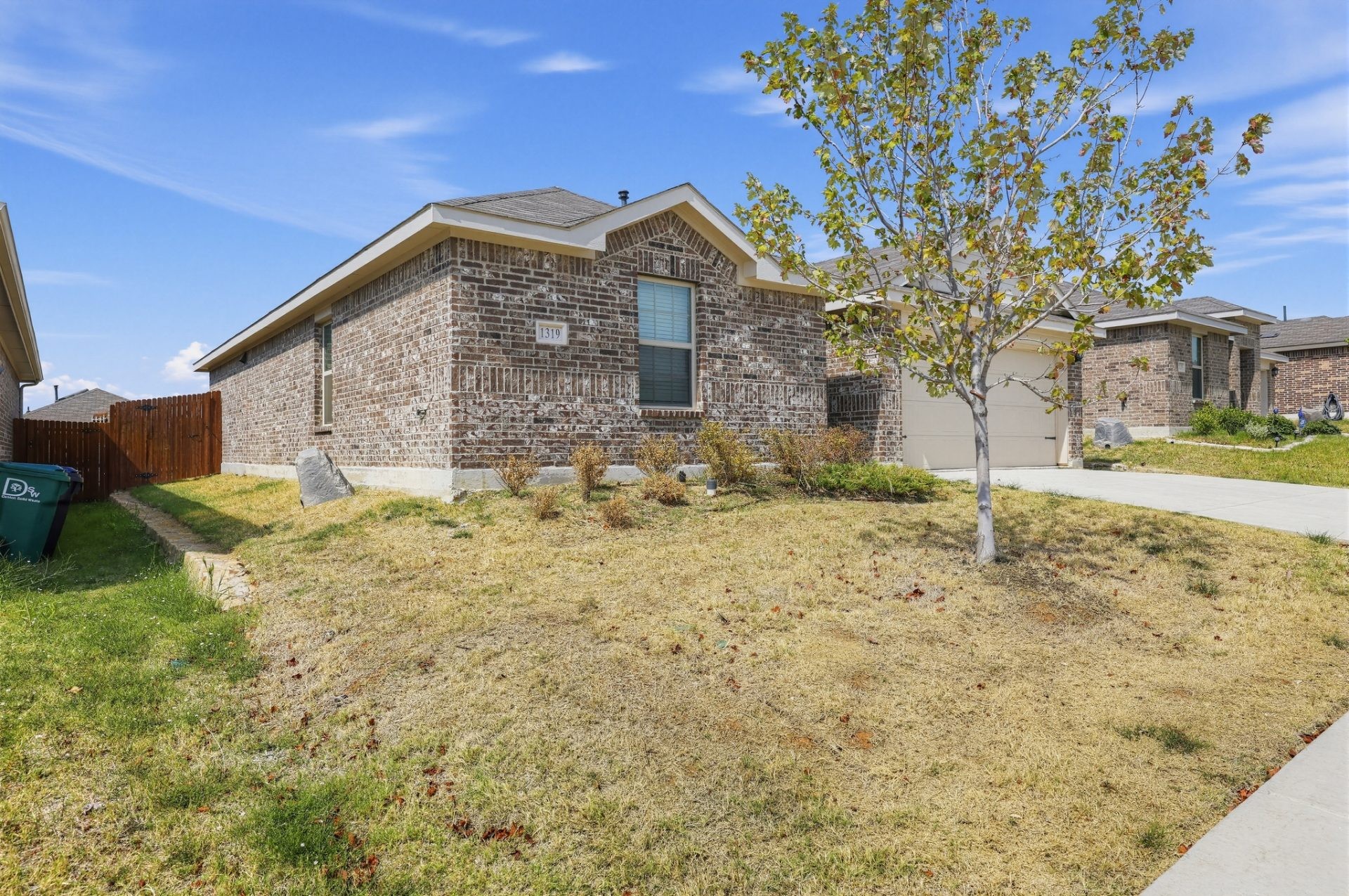 ๐ฅ๐ฅ SUBJECT-TO in Denton, TX ๐ฅ๐ฅ Brand New 3 Bed / 2 Bath ๐๏ธ Step Into CRAZY 4.9% Rate ๐ Just $10k Down ๐ธ NO Bank, NO Pre-Approval ๐ - photo 21