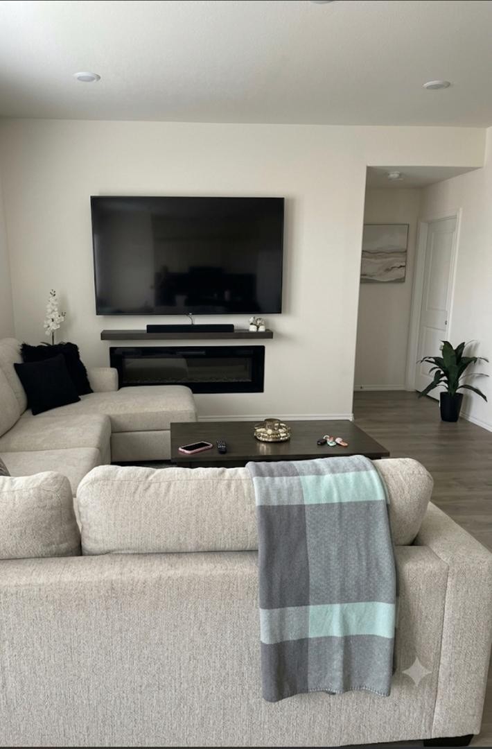๐ฅ๐ฅ SUBJECT-TO in Denton, TX ๐ฅ๐ฅ Brand New 3 Bed / 2 Bath ๐๏ธ Step Into CRAZY 4.9% Rate ๐ Just $25k Down ๐ธ NO Bank, NO Pre-Approval ๐ - photo 2