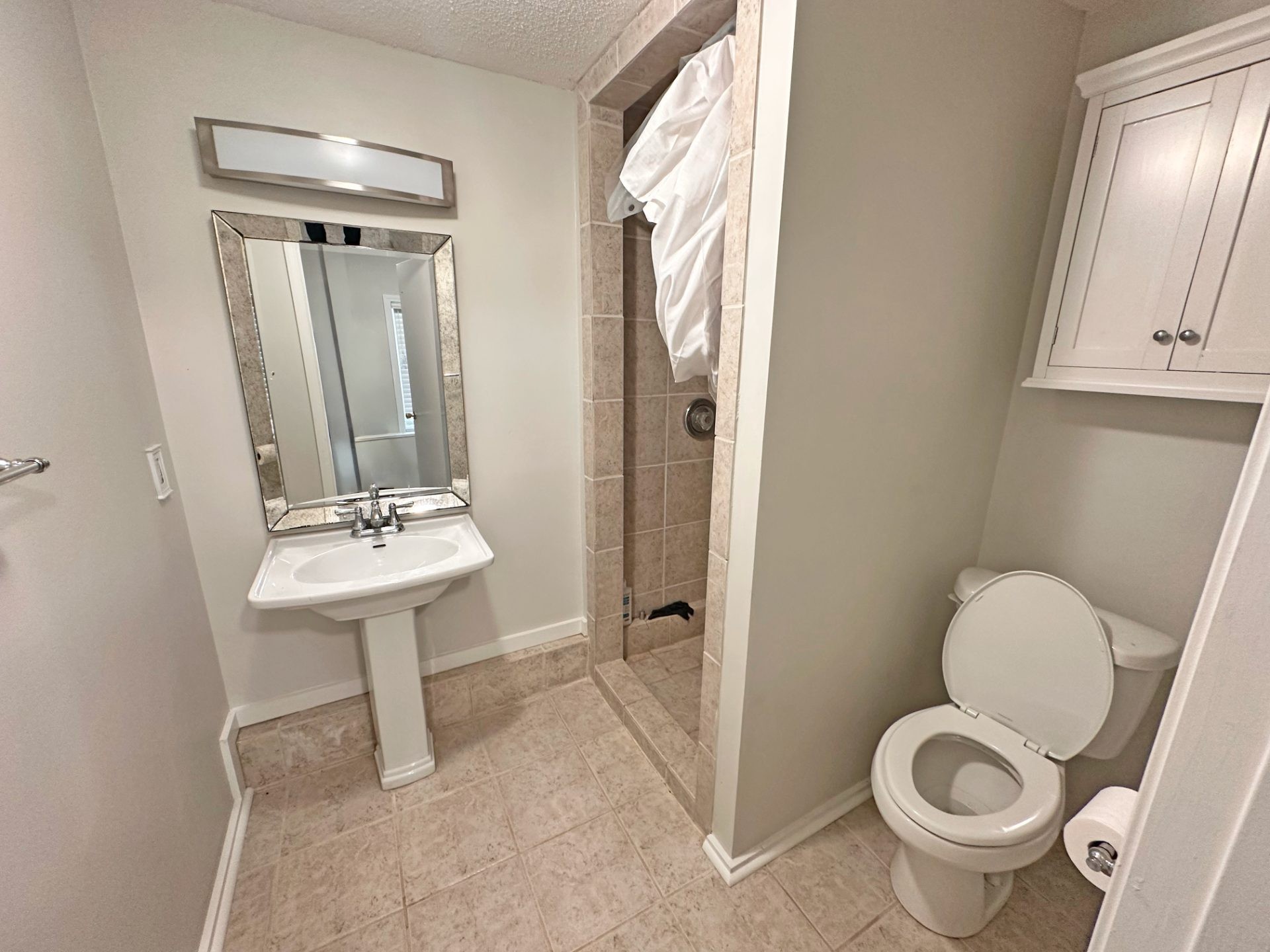๐ฅ Subject-To STR Money Maker in Eatonton GA ๐ฅ 4 Bed / 3 Bath, 2,560 sqft on Over an Acre ๐ก Up to $7,000/mo on Airbnb ๐ฐ Just $25k Down + CC to Take Over ๐ Private Lake Access Community ๐ค No Bank Qualifying ๐ซ - photo 10