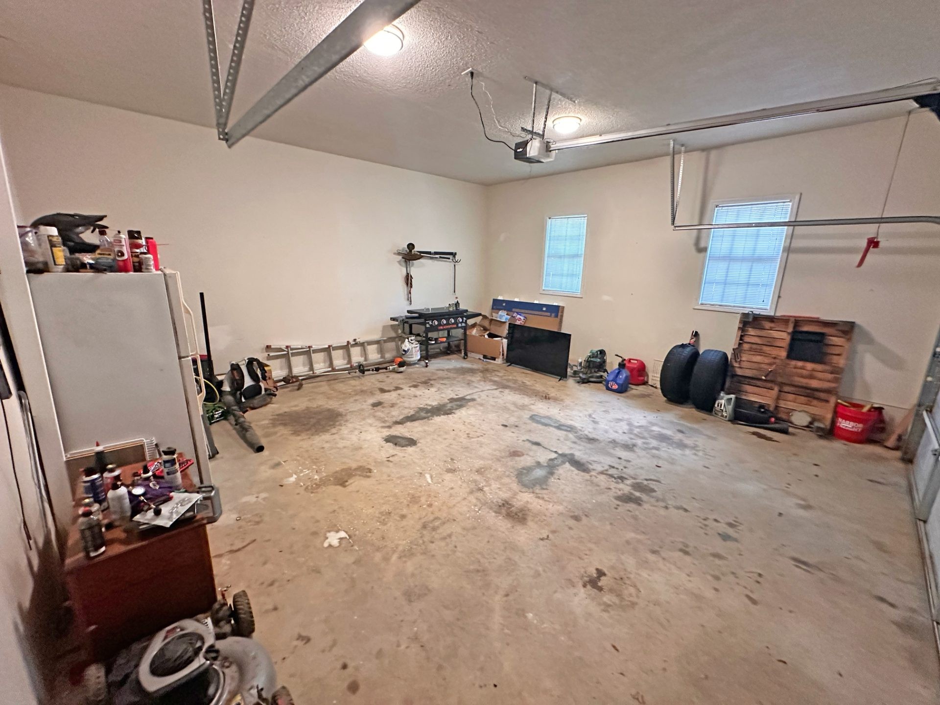 ๐ฅ Subject-To STR Money Maker in Eatonton GA ๐ฅ 4 Bed / 3 Bath, 2,560 sqft on Over an Acre ๐ก Up to $7,000/mo on Airbnb ๐ฐ Just $25k Down + CC to Take Over ๐ Private Lake Access Community ๐ค No Bank Qualifying ๐ซ - photo 13