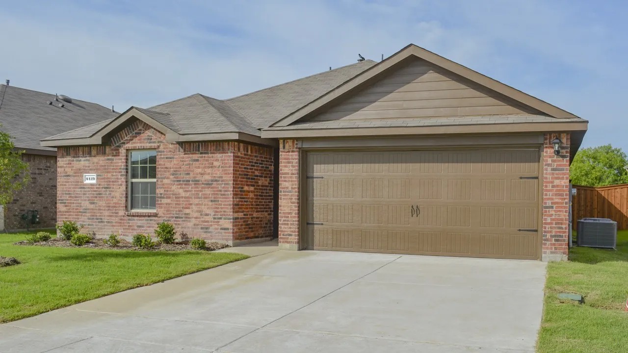 ๐ฅ๐ฅ SUBJECT-TO in Denton, TX ๐ฅ๐ฅ Brand New 3 Bed / 2 Bath ๐๏ธ Step Into CRAZY 4.9% Rate ๐ Just $25k Down ๐ธ NO Bank, NO Pre-Approval ๐ - photo 7