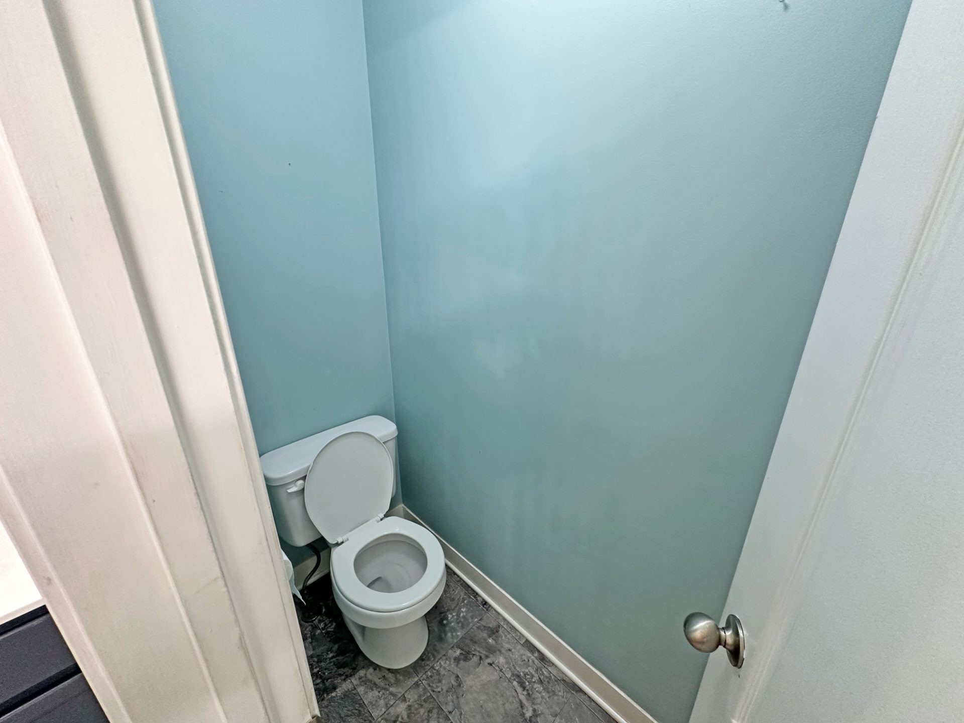 ๐ฅ Subject-To STR Money Maker in Dallas GA ๐ฅ Clean 3 Bed / 2 Bath, 1,681 sqft on a Corner Lot ๐ก Up to $6,000/mo on Airbnb ๐ฐ Just $20k Down + CC to Take Over ๐ No HOA, Vacant and Ready ๐ช No Bank Qualifying ๐ซ - photo 8
