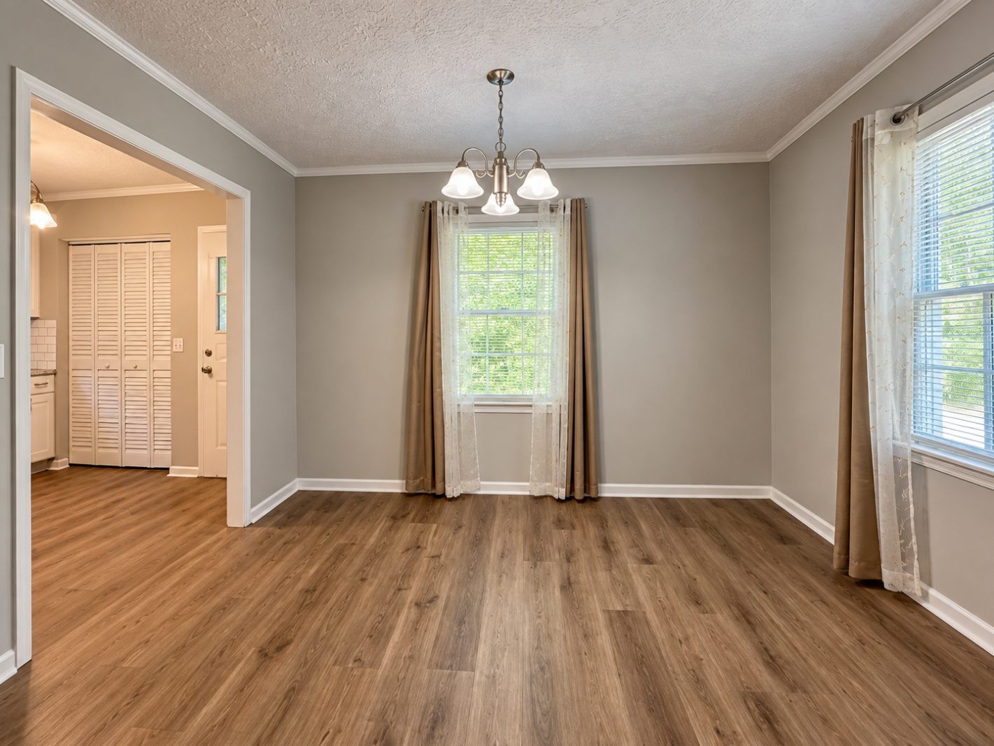 ๐ก SUBJECT-TO in Franklin, GA ๐ฅ๐ฅ 3 Bed / 1.5 Bath Remodeled Ranch ๐ No Bank, No New Loan ๐ซ NO HOA, NO Rental Restrictions ๐ต Only 2% Down - photo 8
