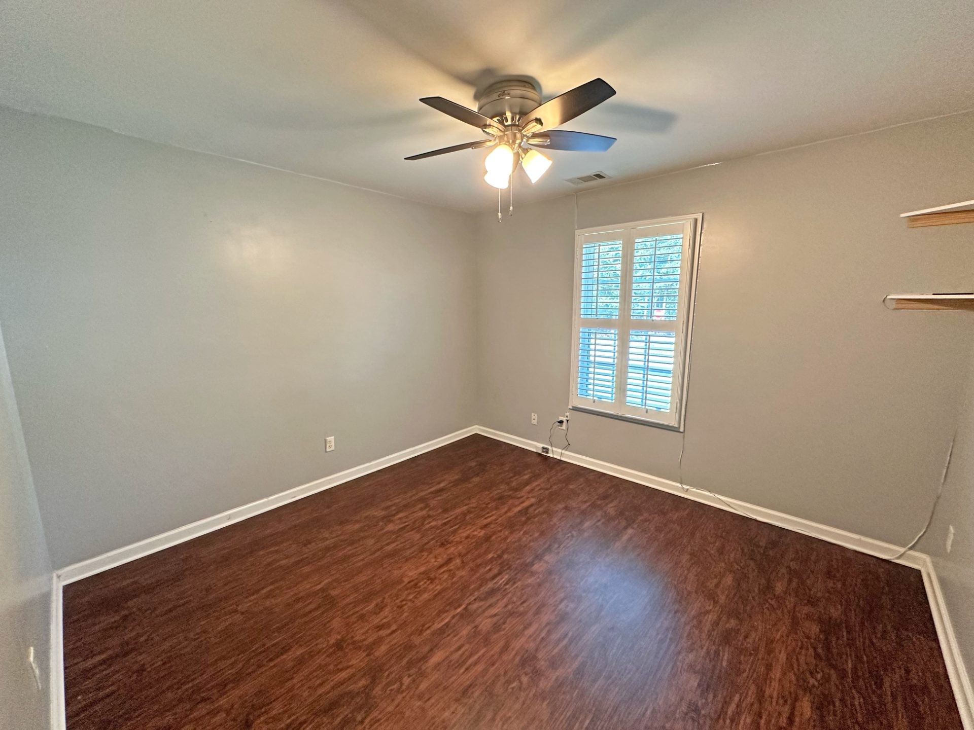 ๐ฅ Subject-To STR Money Maker in Dallas GA ๐ฅ Clean 3 Bed / 2 Bath, 1,681 sqft on a Corner Lot ๐ก Up to $6,000/mo on Airbnb ๐ฐ Just $20k Down + CC to Take Over ๐ No HOA, Vacant and Ready ๐ช No Bank Qualifying ๐ซ - photo 14