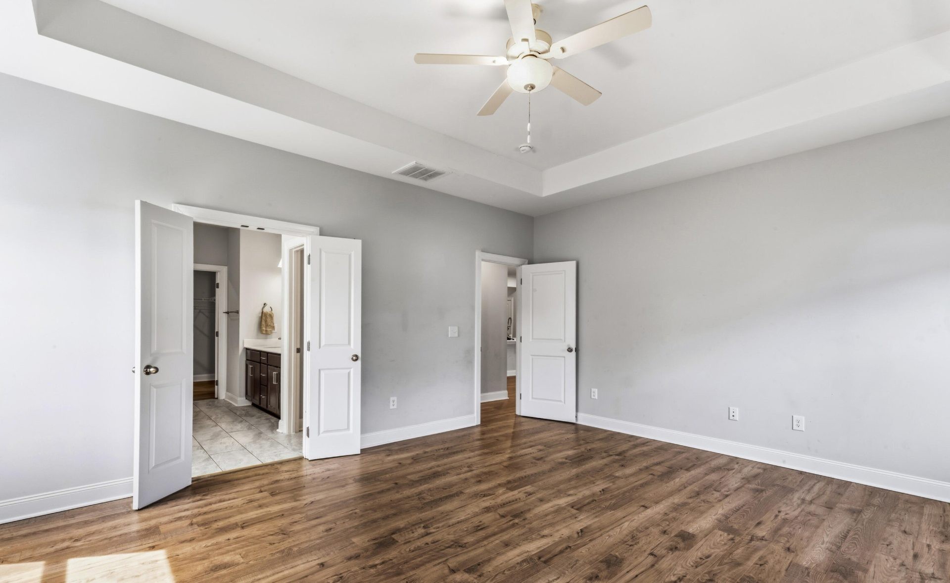 ๐ฅ๐ฅ SUBJECT-TO in Knightdale, NC ๐ฅ๐ฅ Brand New 4 Bed / 2.5 Bath ๐๏ธ Step Into 5.99% Financing ๐ Just $30k to Step In ๐ธ NO Bank, NO Pre-Approval ๐ - photo 26