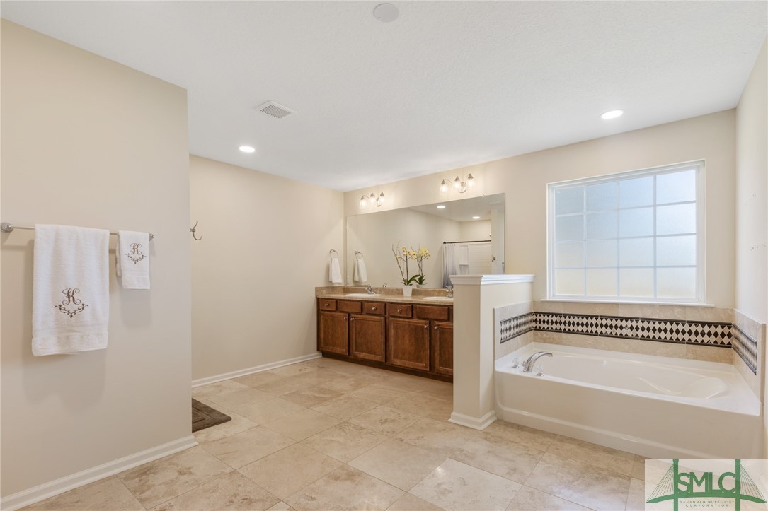 ๐ฅ๐ฅ SUBJECT-TO in Rincon, GA ๐ฅ๐ฅ 5 Bed / 4 Bath on the Golf Course โณ Step Into 3.625% Financing ๐ $1000 LTR CASHFLOW ๐ธ NO Bank, NO Pre-Approval ๐ - photo 10