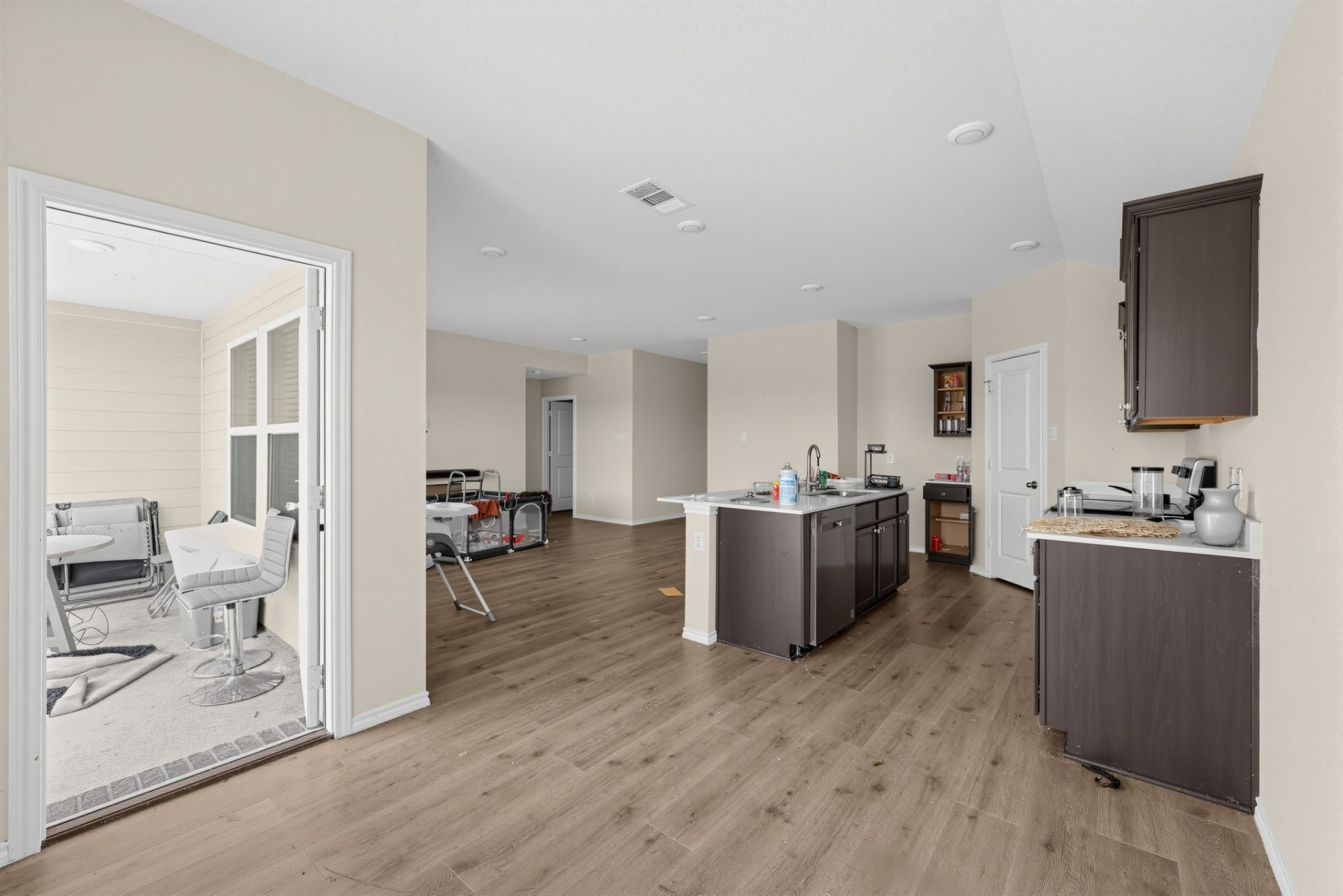 ๐ฅ๐ฅ SUBJECT-TO in Denton, TX ๐ฅ๐ฅ Brand New 3 Bed / 2 Bath ๐๏ธ Step Into CRAZY 4.9% Rate ๐ Just $10k Down ๐ธ NO Bank, NO Pre-Approval ๐ - photo 4