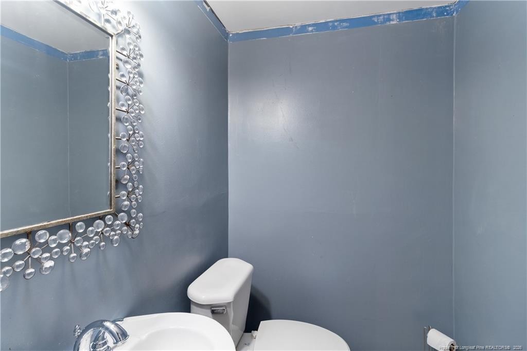 ๐ฅ CRAZY SUB2 in Fayetteville NC ๐ฅ๐ฅ 2,130 sqft 3 Bed / 2 Bath ๐ ๐ Minutes to Fort Liberty ๐๏ธ No Bank Qualifying, No Credit Check ๐ซ - photo 7