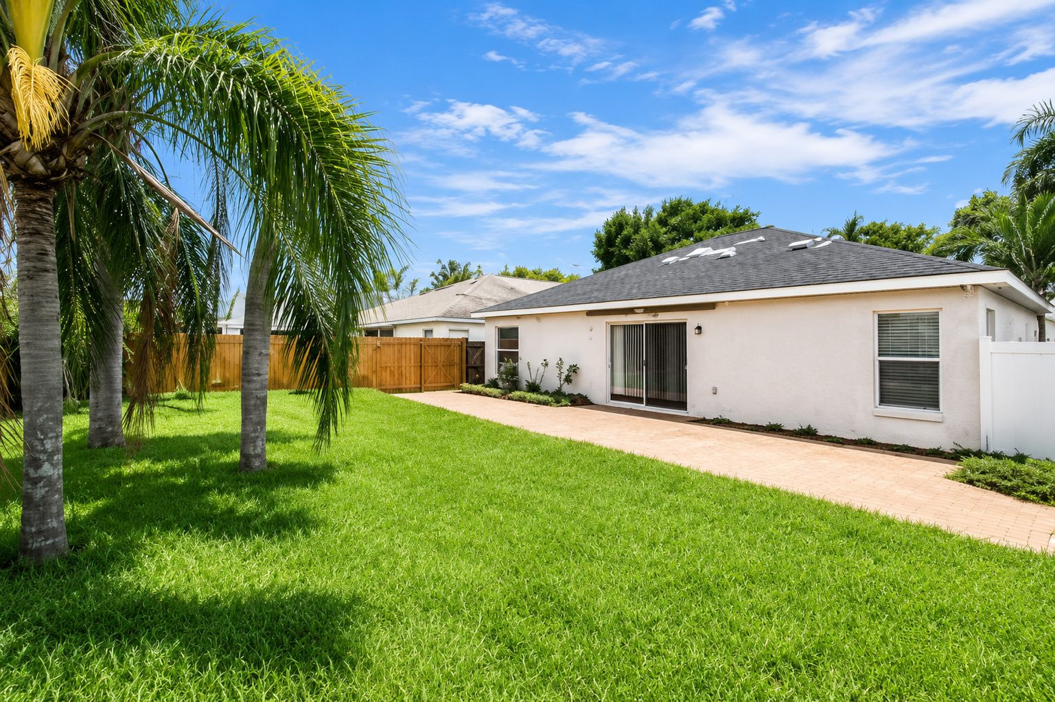 ๐ฅ Subject-To Deal in Riverview FL ๐ฅ๐ฅ Only $30k to Step In ๐ต 7.25% Financing Already in Place ๐ Single-Family with Fenced Yard ๐ก Low HOA Tampa Metro ๐๏ธ NO Pre-approval or Credit Check ๐ซ - photo 7