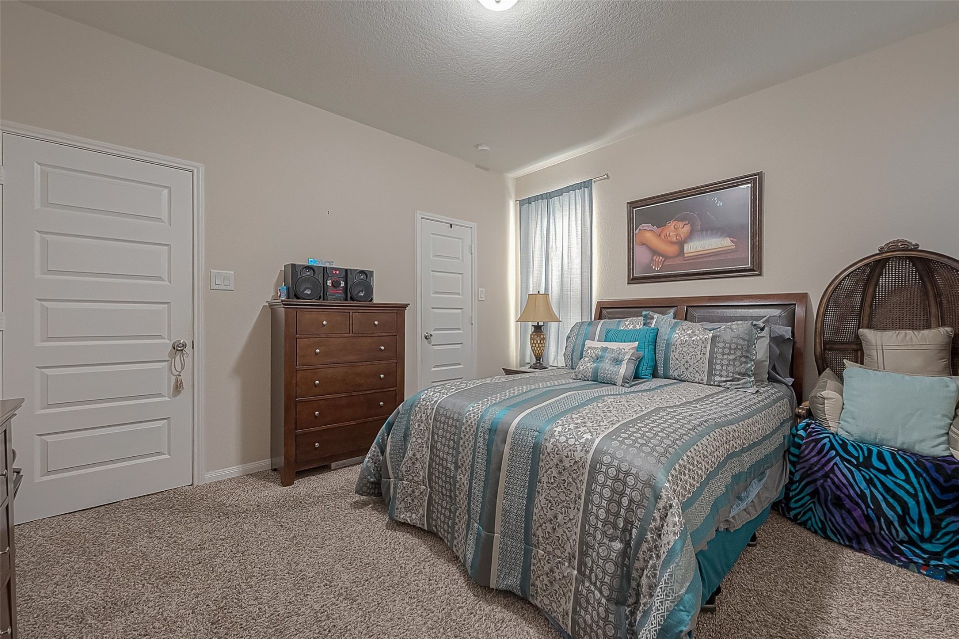 ๐ฅ Subject-To Stunner in Spring TX ๐ฅ๐ฅ Massive 5 Bed / 5 Bath, 3,950 sqft 2014 Build ๐ก Locked-In 4.75% CRAZY RATE ๐ Just $40k Down! ๐ต Built-In Equity, No Bank Qualifying ๐ซ - photo 25