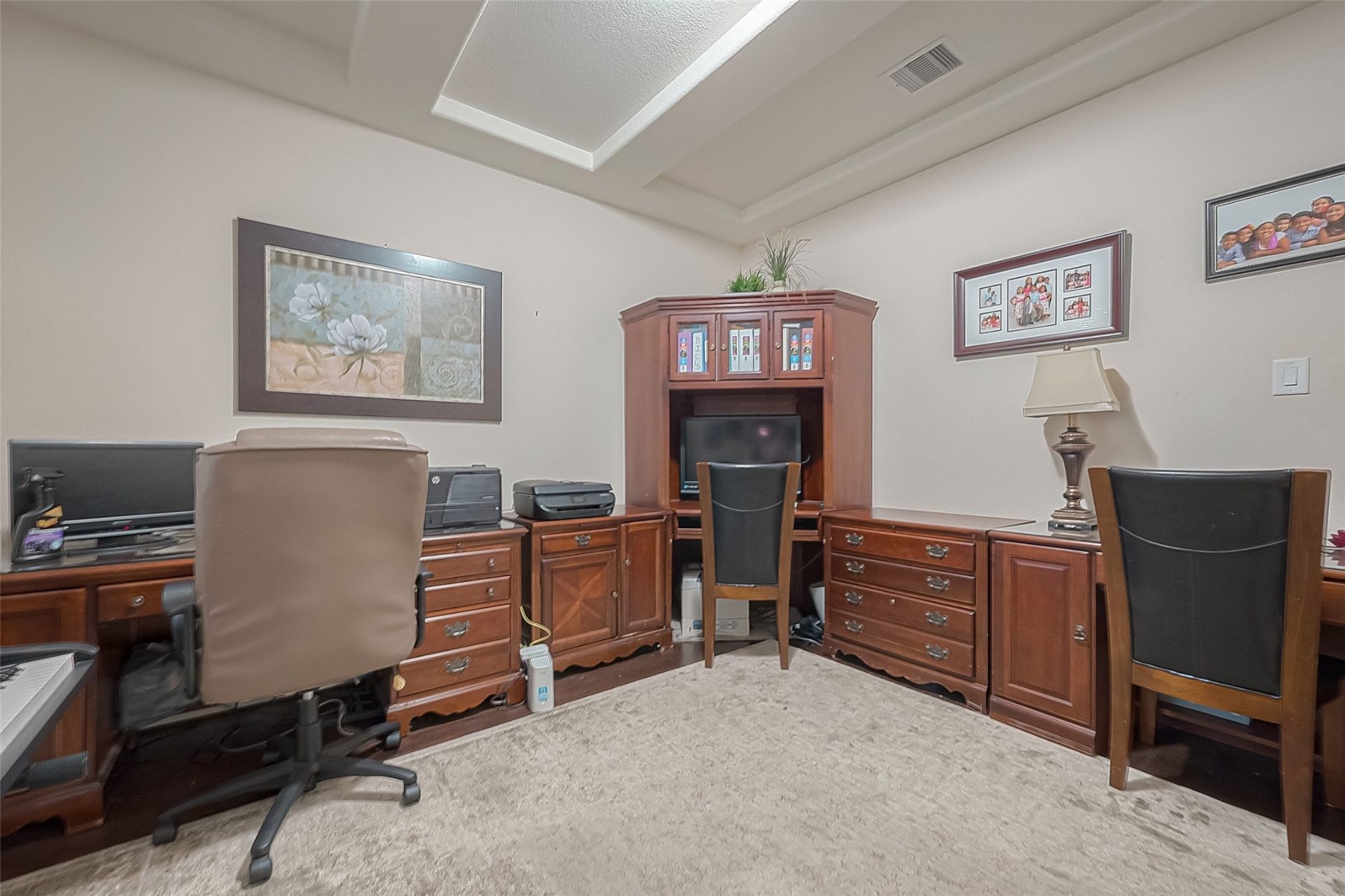 ๐ฅ Subject-To Stunner in Spring TX ๐ฅ๐ฅ Massive 5 Bed / 5 Bath, 3,950 sqft 2014 Build ๐ก Locked-In 4.75% CRAZY RATE ๐ Just $40k Down! ๐ต Built-In Equity, No Bank Qualifying ๐ซ - photo 6