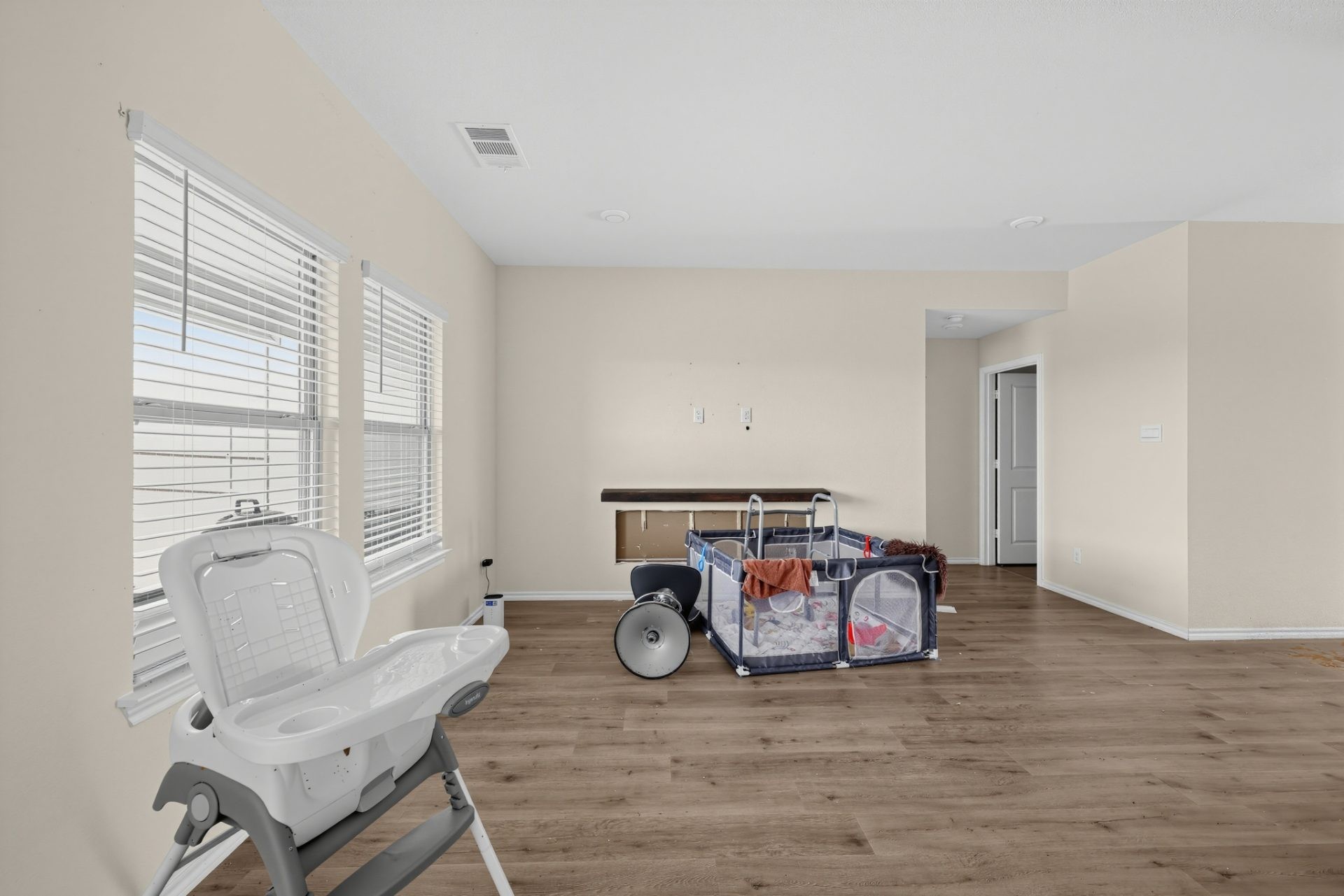 ๐ฅ๐ฅ SUBJECT-TO in Denton, TX ๐ฅ๐ฅ Brand New 3 Bed / 2 Bath ๐๏ธ Step Into CRAZY 4.9% Rate ๐ Just $10k Down ๐ธ NO Bank, NO Pre-Approval ๐ - photo 11